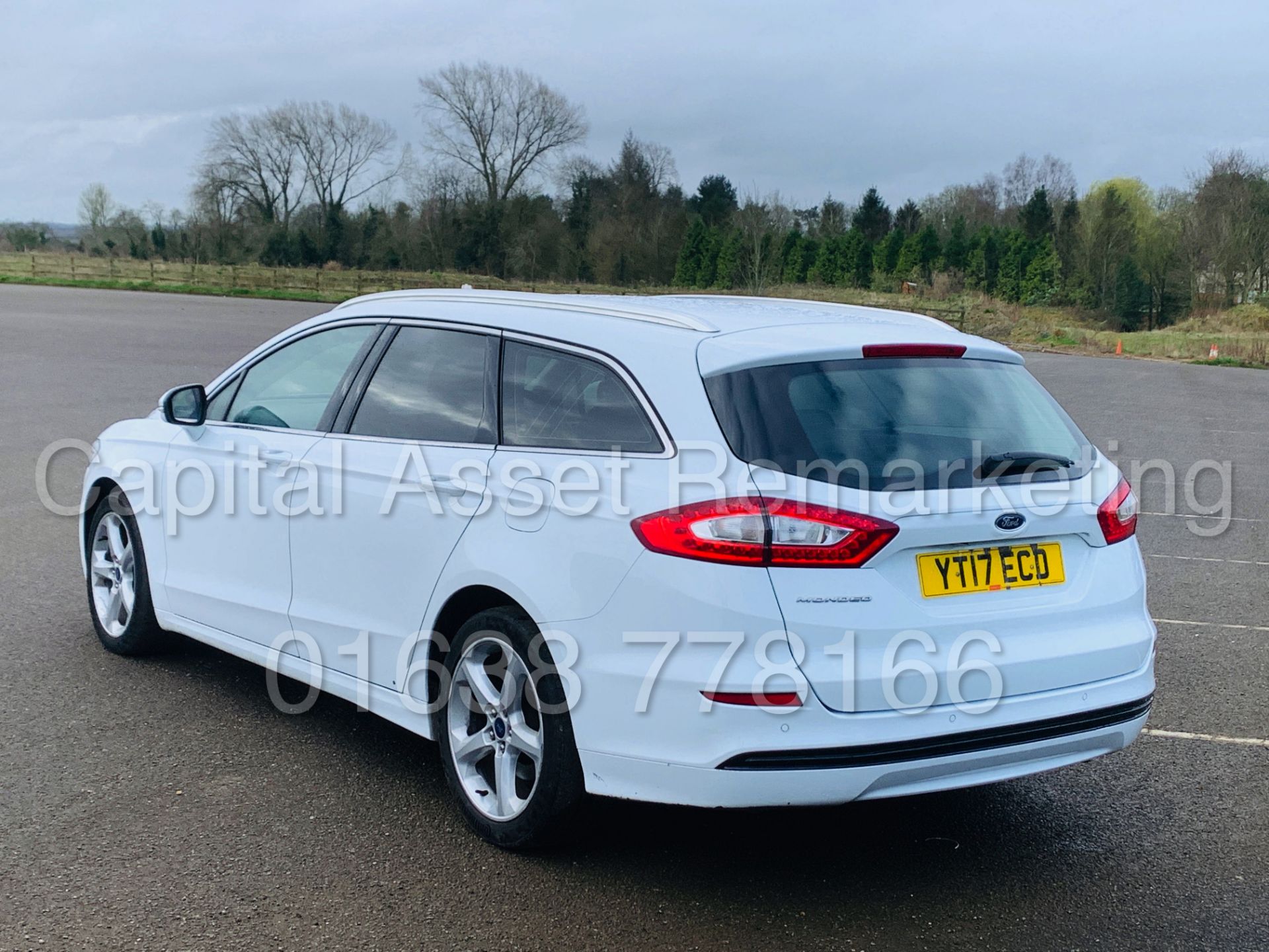 (On Sale) FORD MONDEO *TITANIUM* 5 DOOR ESTATE (2017) '2.0 TDCI-150 BHP-AUTO' (EURO 6) **SAT NAV** - Image 6 of 53