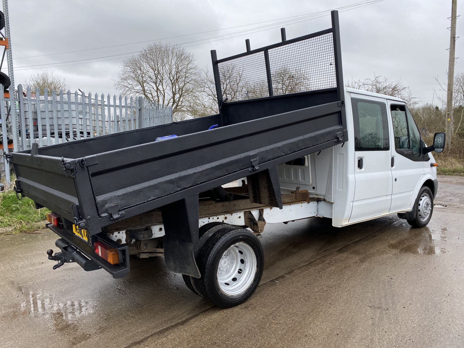 FORD TRANSIT T350L 2.4TDCI "LWB" DOUBLE CAB TIPPER - 61 REG - LOW MILEAGE - 3500KG GROSS - LOOK!!! - Image 5 of 18