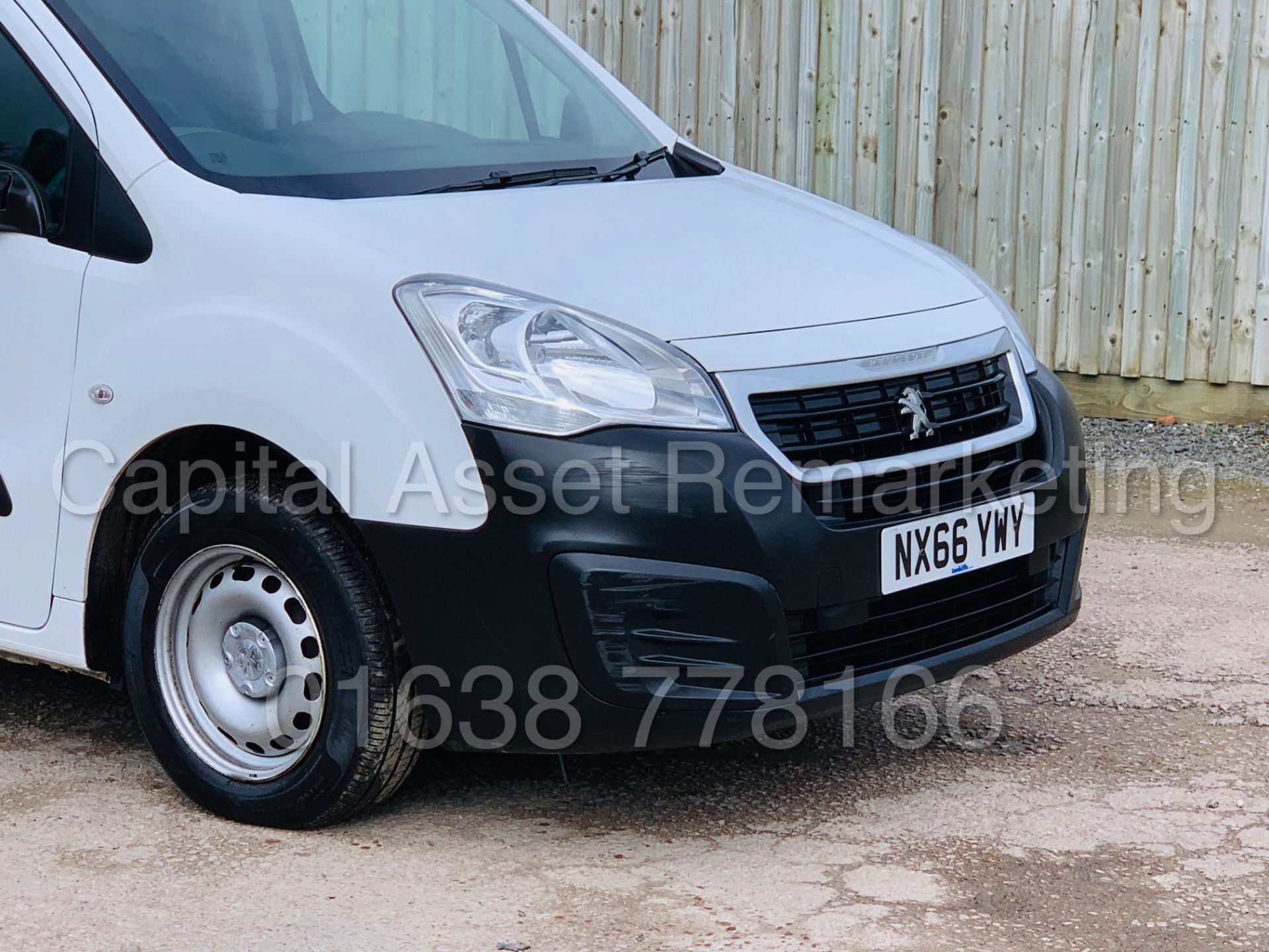 PEUGEOT PARTNER *750 S* LWB - PANEL VAN (2017 MODEL) '1.6 HDI-EURO 6' *U-LEZ COMPLIANT* (1 OWNER) - Image 15 of 40