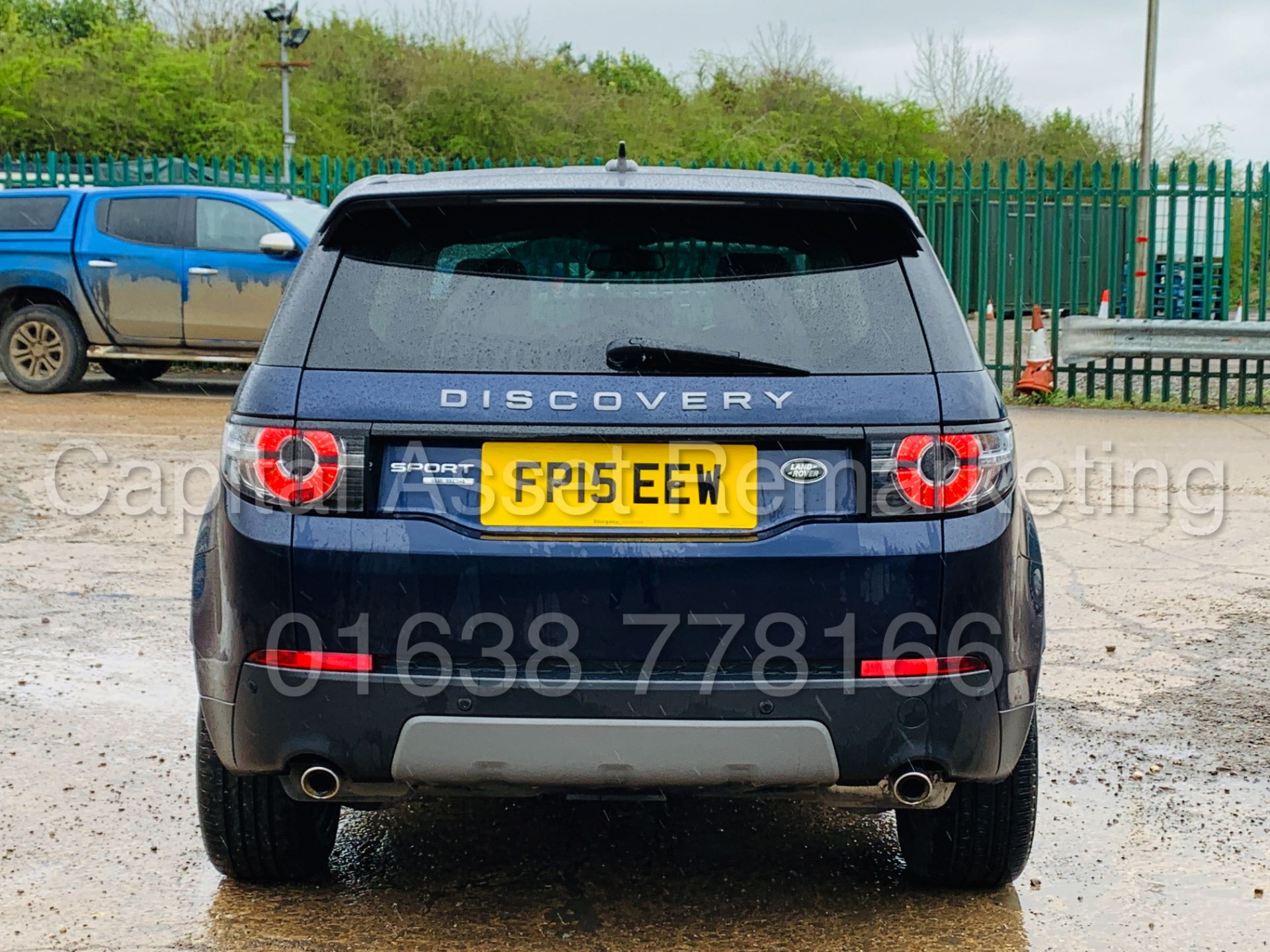 (On Sale) LAND ROVER DISCOVERY SPORT *SE TECH* 7 SEATER SUV (2015) '2.2 SD4-AUTO' *LEATHER-SAT NAV* - Image 12 of 57