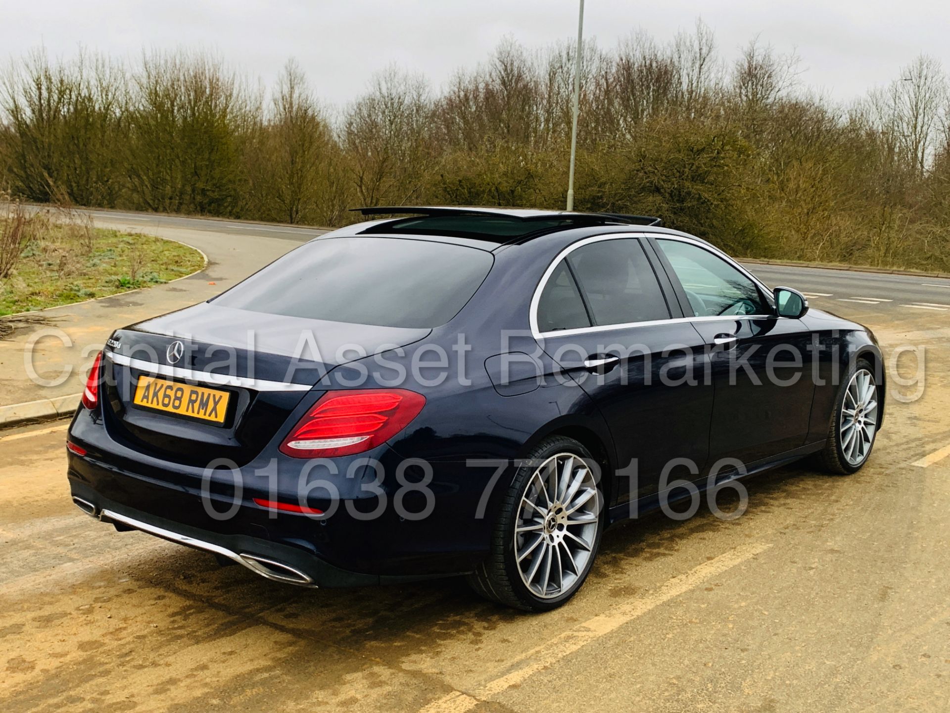 (ON SALE) MERCEDES-BENZ E220D *AMG LINE PREMIUM PLUS* SALOON (2019 MODEL) '9-G TRONIC AUTO' - Image 17 of 63