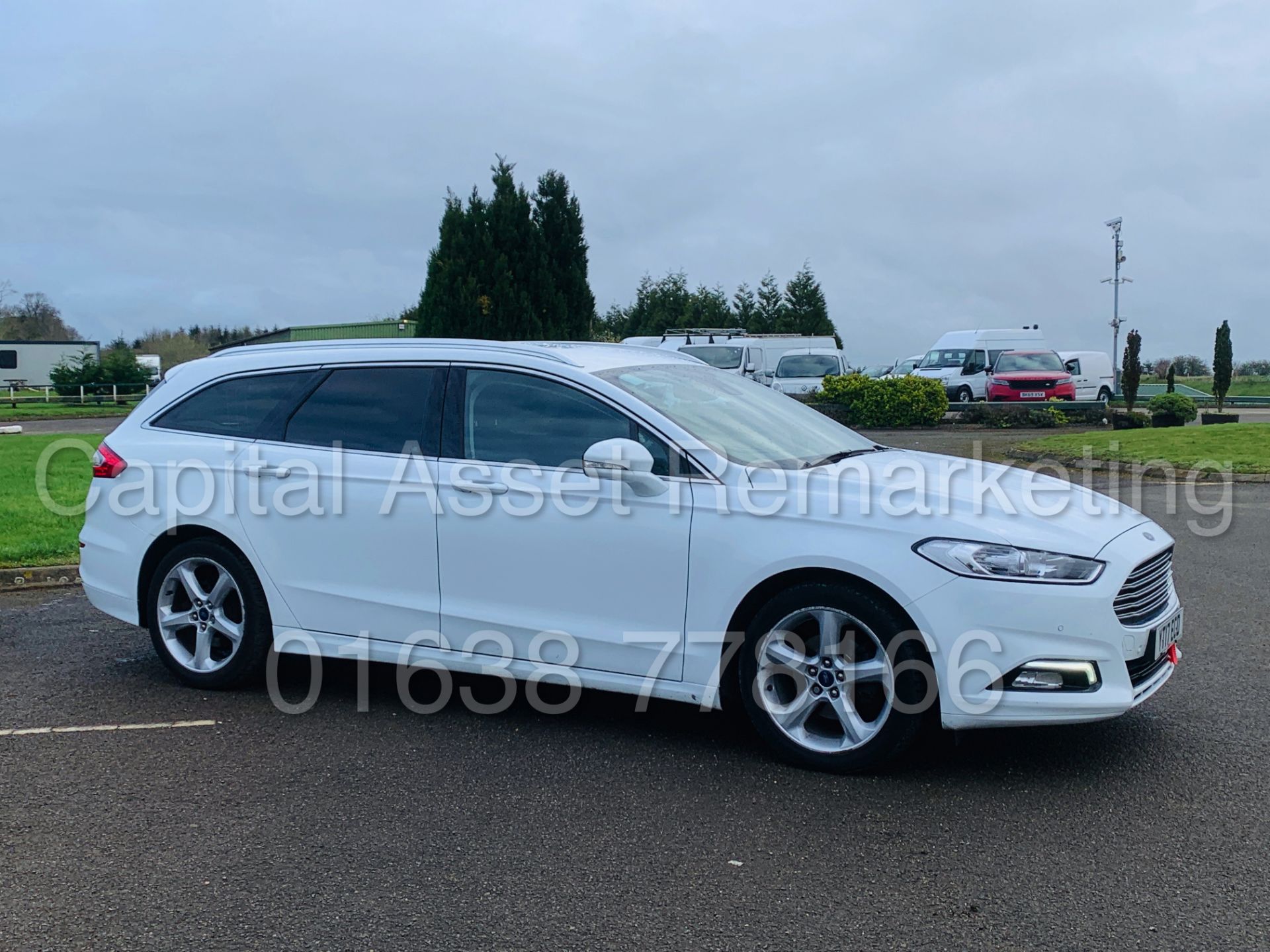 (On Sale) FORD MONDEO *TITANIUM* 5 DOOR ESTATE (2017) '2.0 TDCI-150 BHP-AUTO' (EURO 6) **SAT NAV** - Image 11 of 53