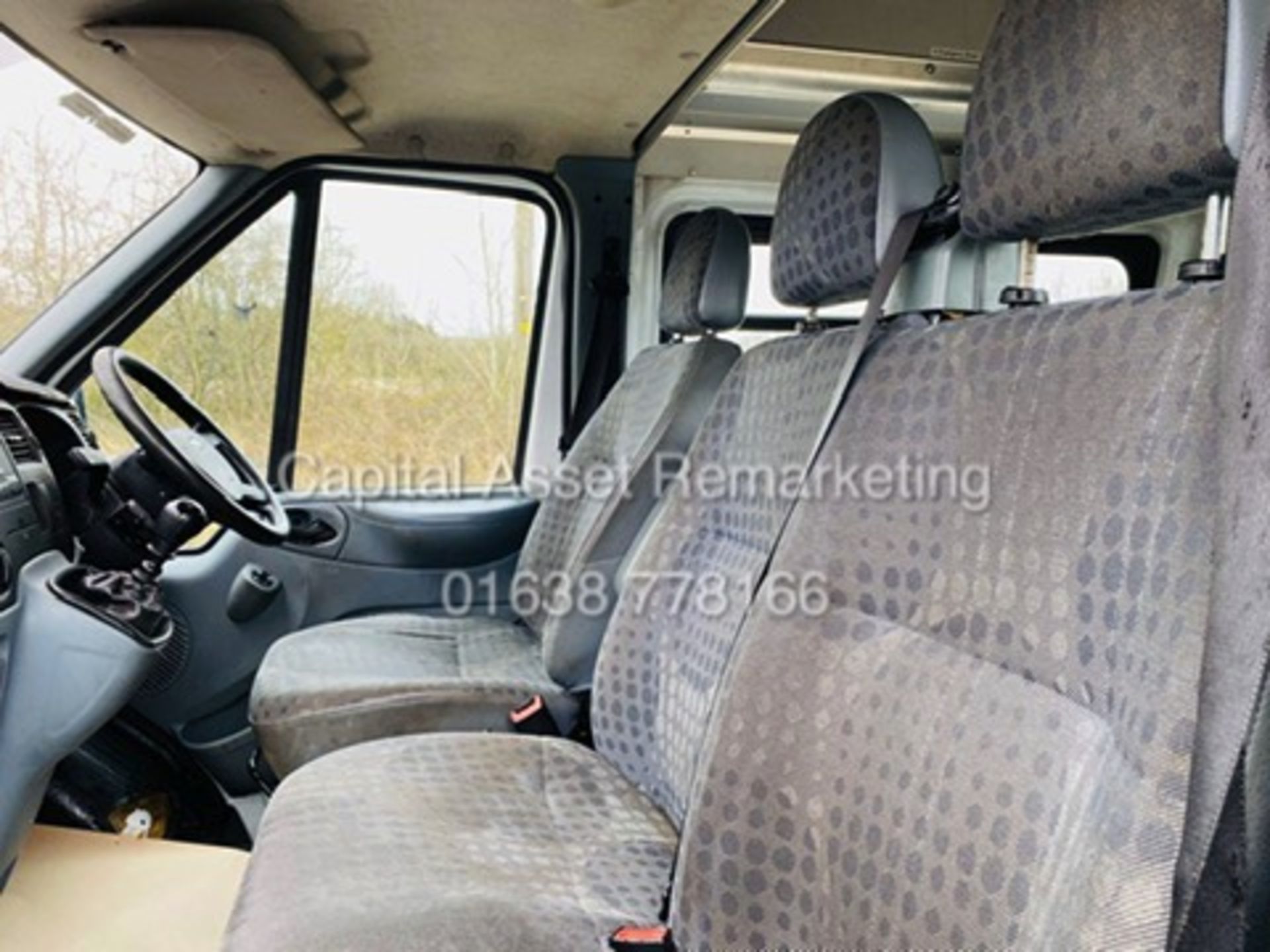 (On Sale) FORD TRANSIT 2.4TDCI T350L (2011) 6 SEATER *MESSING UNIT* 1 OWNER - CLARKS CONVERSION - Image 14 of 25