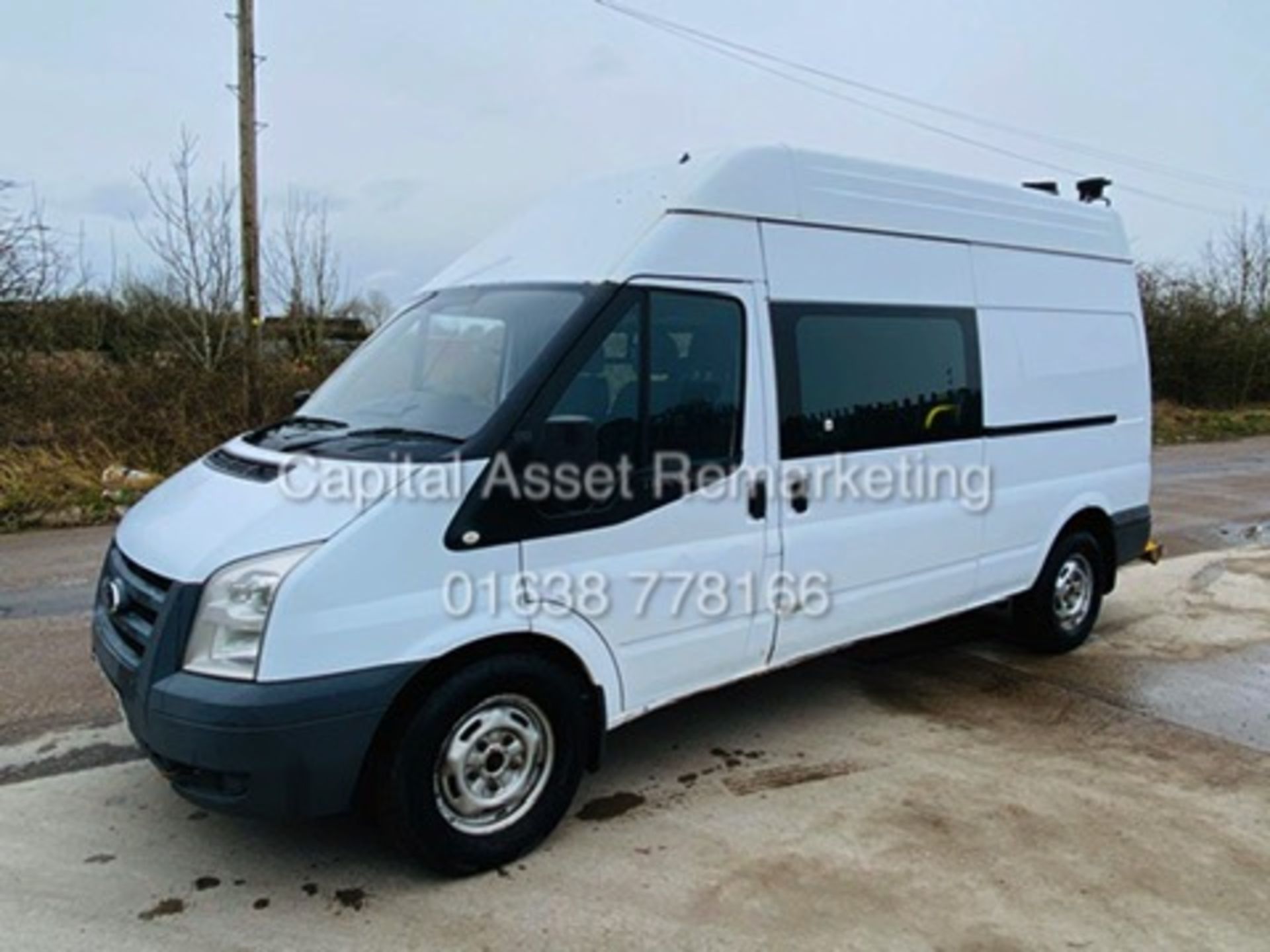 (On Sale) FORD TRANSIT 2.4TDCI T350L (2011) 6 SEATER *MESSING UNIT* 1 OWNER - CLARKS CONVERSION - Image 3 of 25