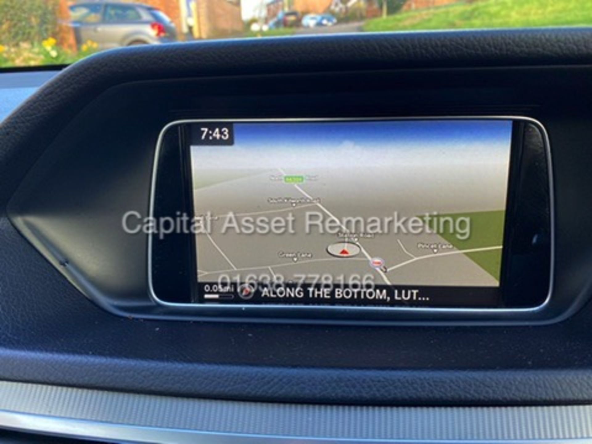 On Sale MERCEDES E220d "SPECIAL EQUIPMENT" 7G TRONIC AUTO (15 REG) SAT NAV - LEATHER - GREAT SPEC - Image 11 of 27