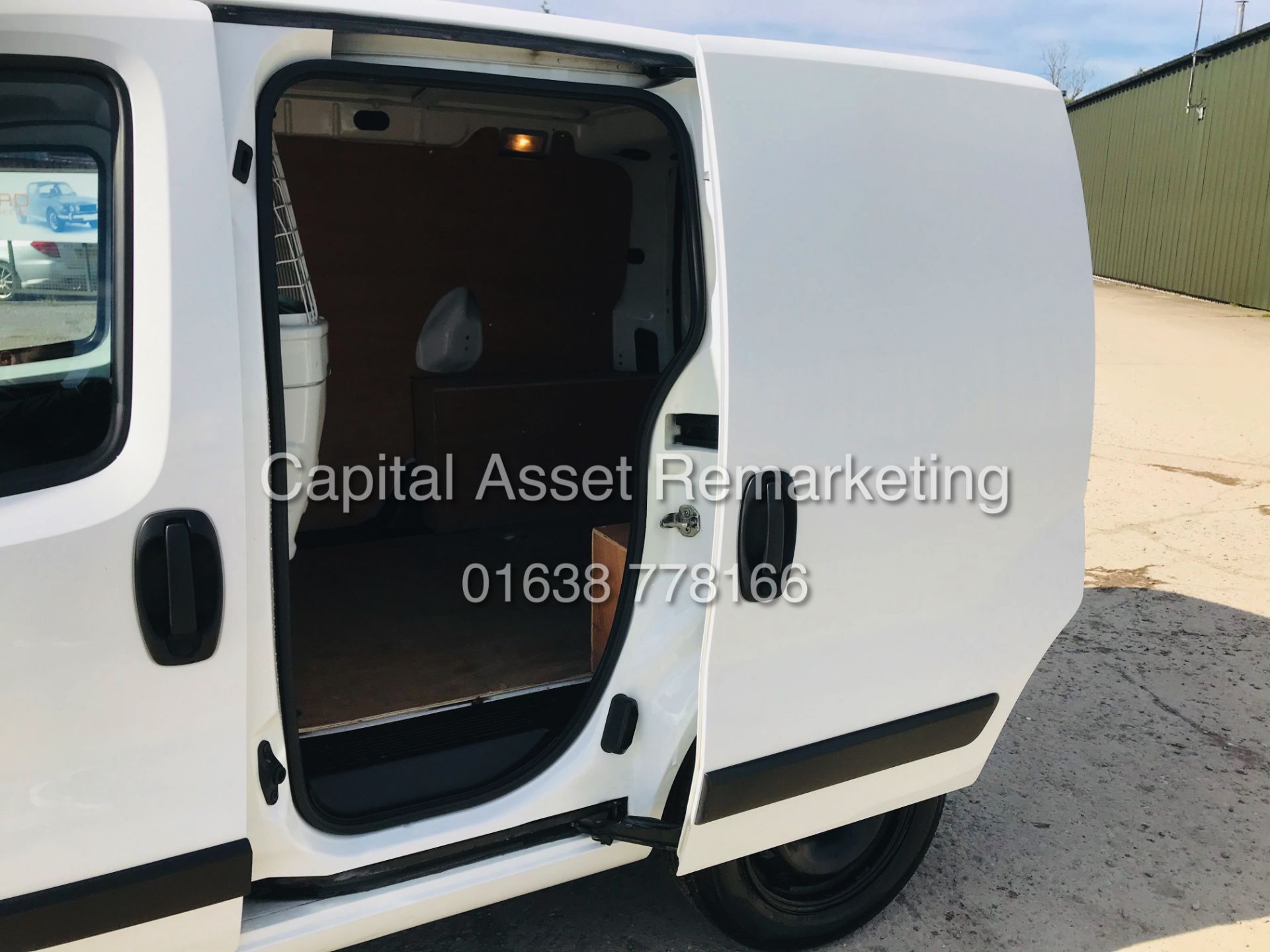 PEUGEOT BIPPER "PROFESSIONAL" ULEZ COMPLIANT (2017 MODEL) AIR CON -ELEC PACK -1 OWNER FSH -SIDE DOOR - Image 21 of 38