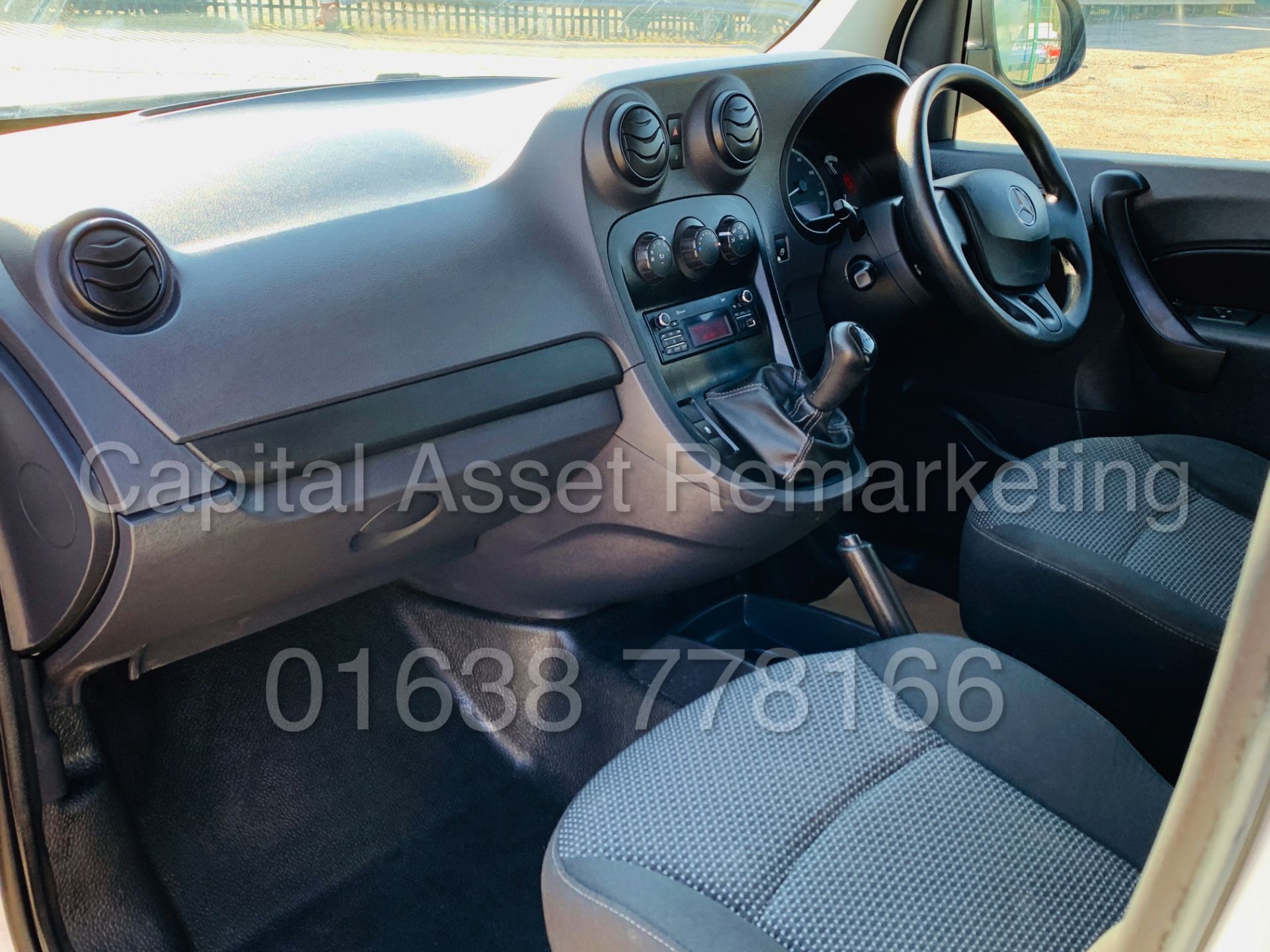 (On Sale) MERCEDES-BENZ CITAN 109 CDI *XLWB -5 SEATER CREW VAN* (2016) *1 OWNER - FULL HISTORY* - Image 17 of 42