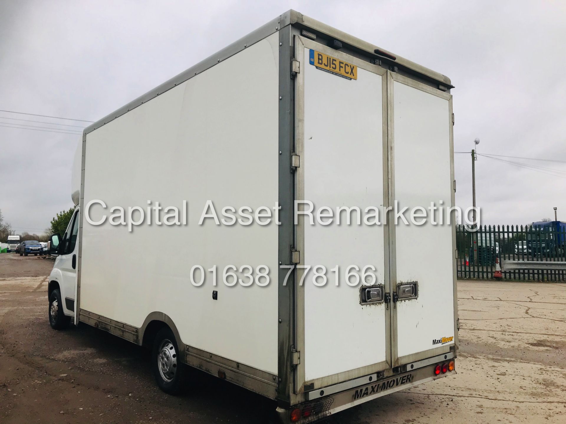 On Sale PEUGEOT BOXER 2.2HDI (130) LONG WHEEL BASE LUTON LOW LOADER" MAXI MOVER - 15 REG - AIR CON - Image 8 of 20