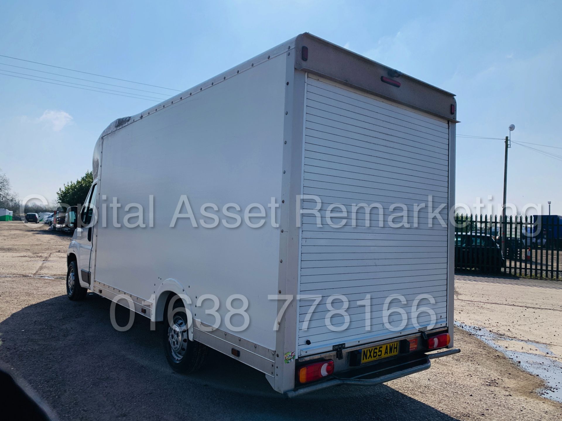 (On Sale) PEUGEOT BOXER *LWB - LO-LOADER / LUTON / BOX VAN* (2016) '2.2 HDI - 6 SPEED' (1 OWNER) - Image 9 of 38