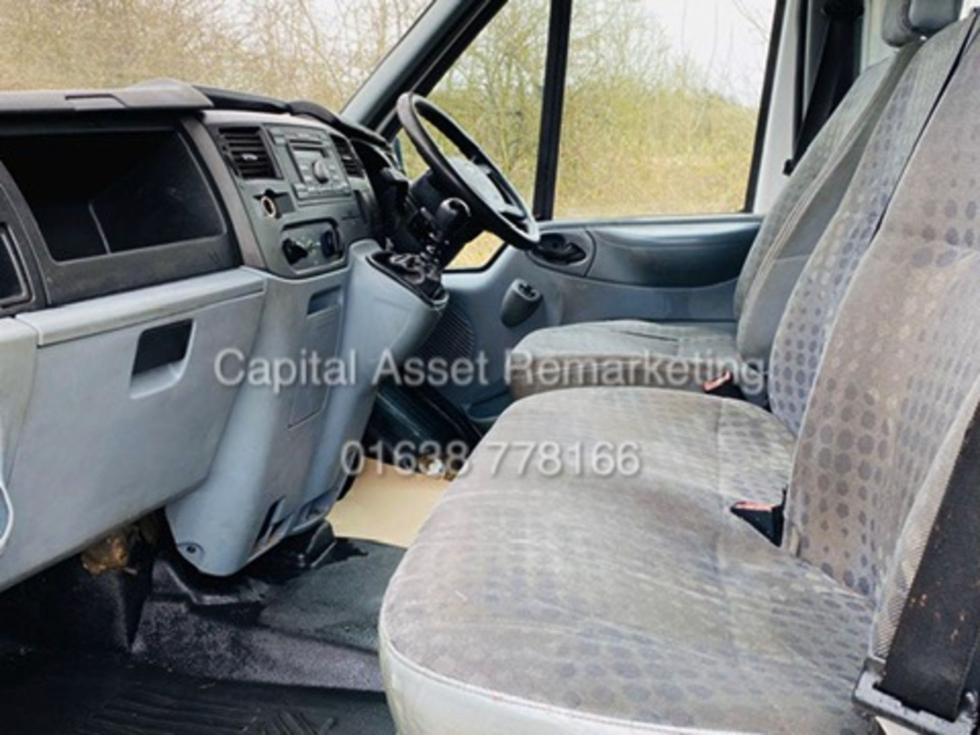 (On Sale) FORD TRANSIT 2.4TDCI T350L (2011) 6 SEATER *MESSING UNIT* 1 OWNER - CLARKS CONVERSION - Image 13 of 25