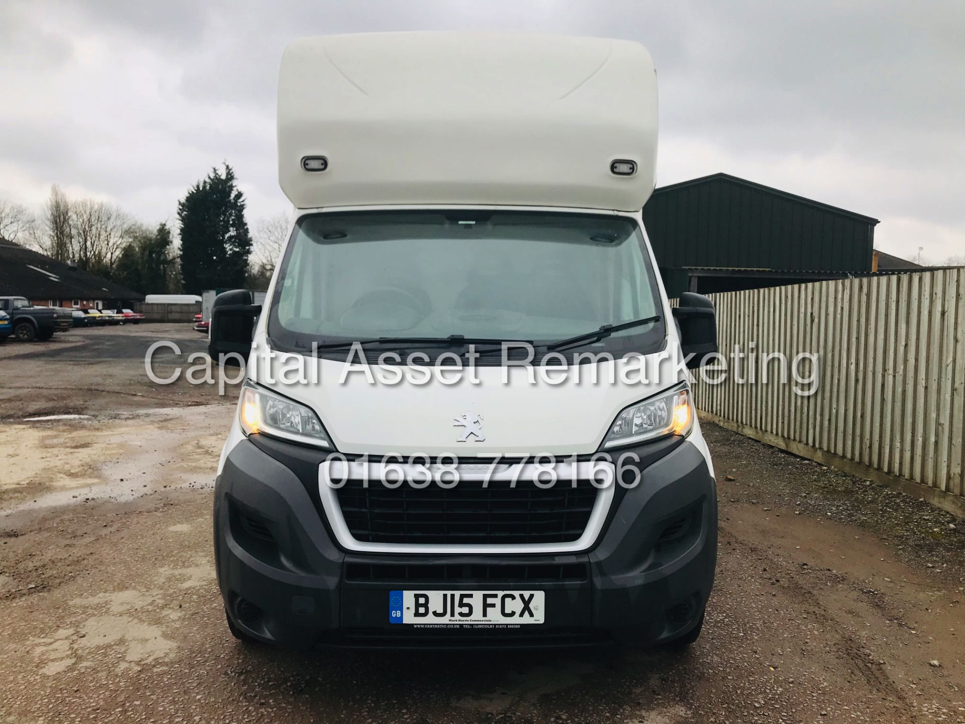 On Sale PEUGEOT BOXER 2.2HDI (130) LONG WHEEL BASE LUTON LOW LOADER" MAXI MOVER - 15 REG - AIR CON - Image 4 of 20