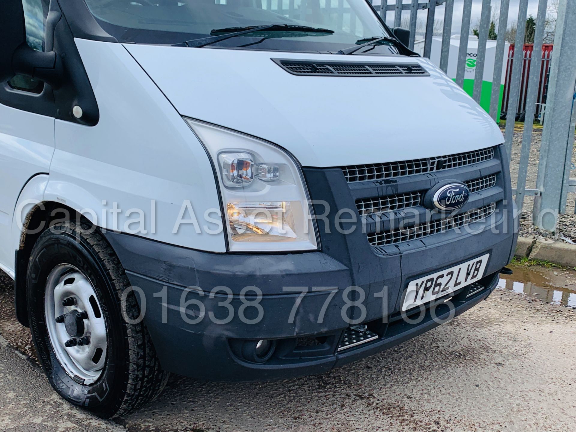 FORD TRANSIT T350 *LWB - 6 SEATER MESSING UNIT* (2013 MODEL) '2.2 TDCI' *CLARKS CONVERSION* - Image 13 of 43