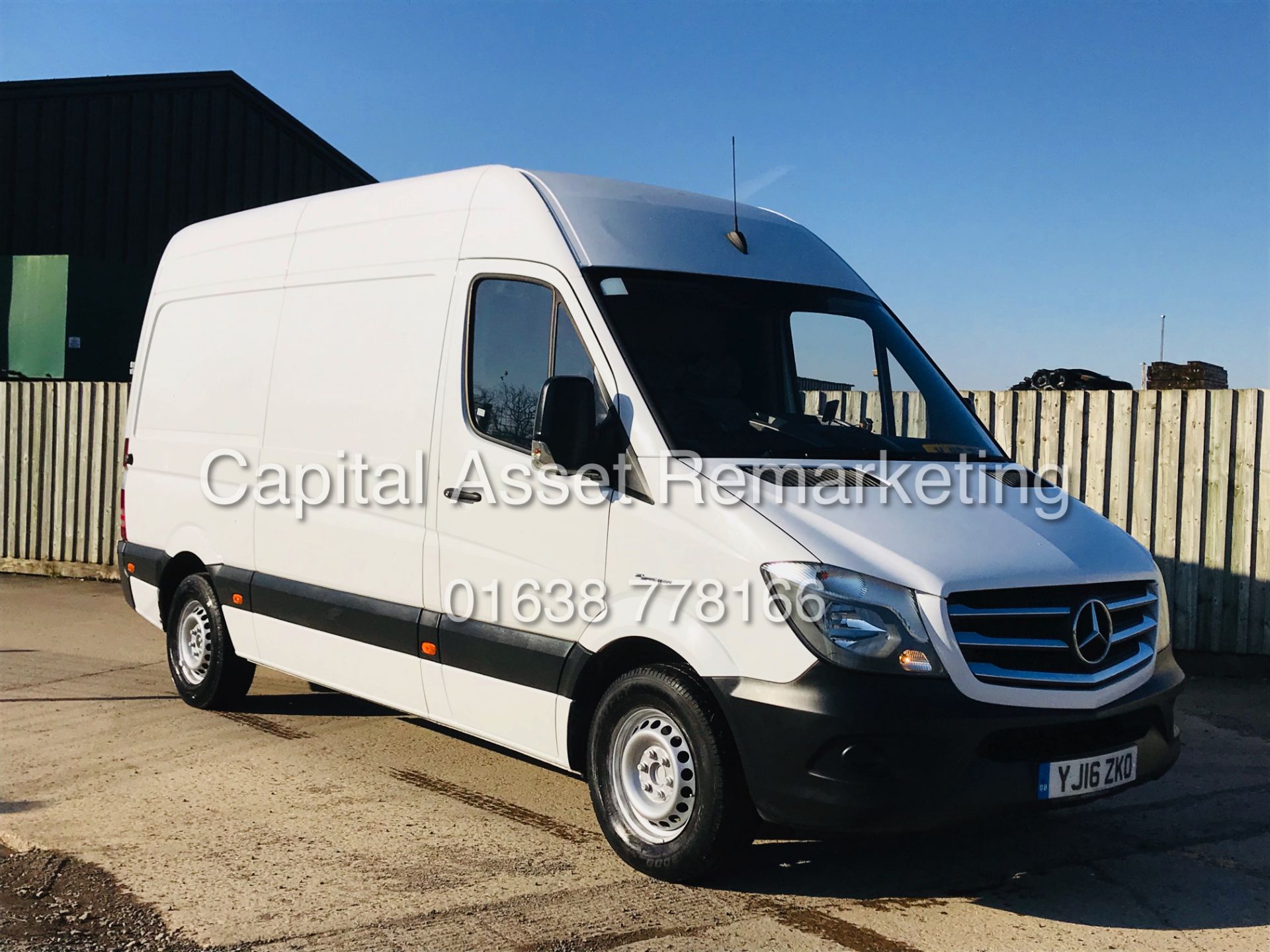 On Sale MERCEDES SPRINTER 313CDI *PREMIUM 2Oth ANNIVERSARY* (16 REG) 1 OWNER FSH *AIR CON & SAT NAV* - Image 3 of 42