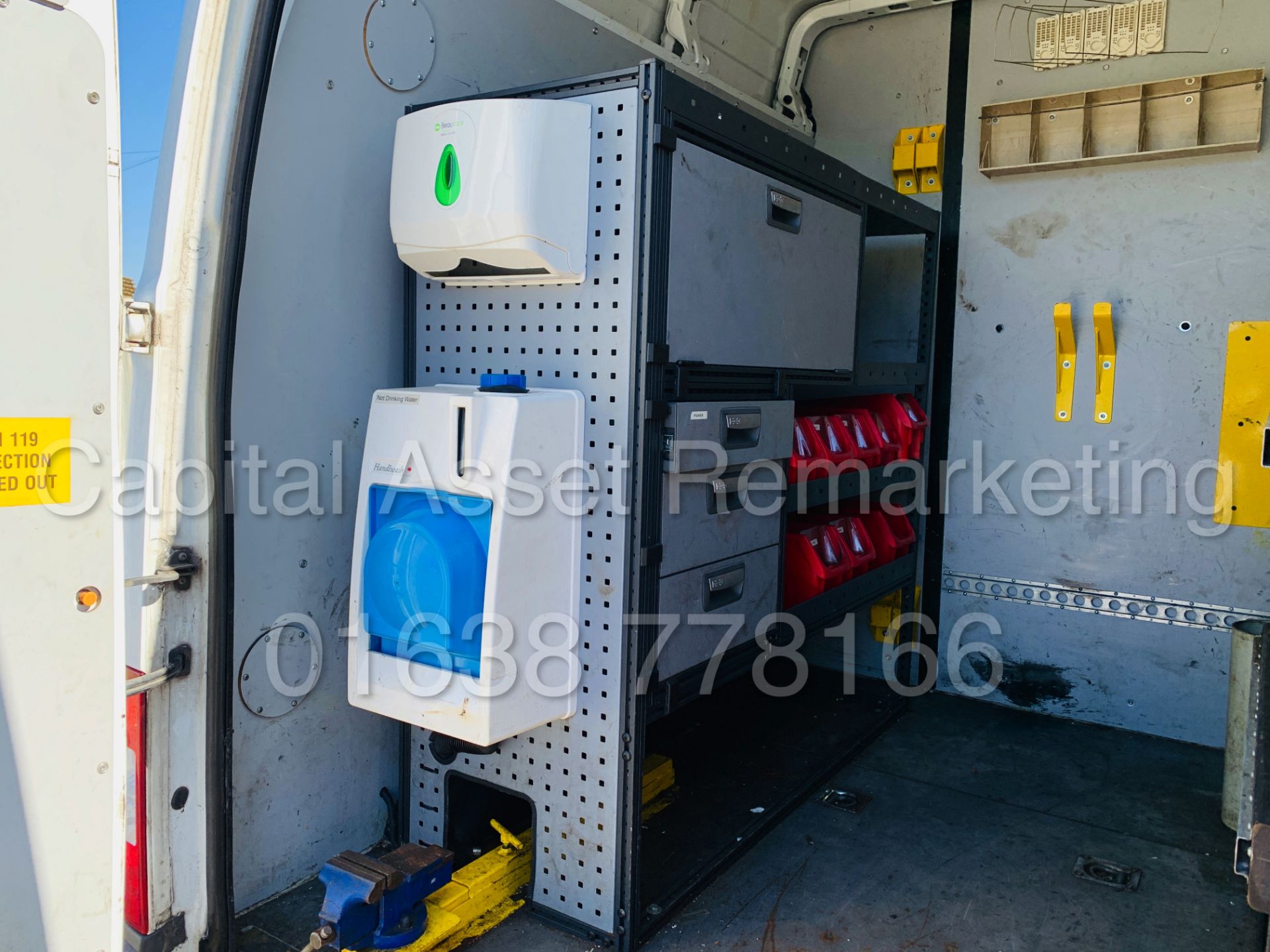 FORD TRANSIT T350 *LWB - 5 SEATER MESSING UNIT* (2012) '2.2 TDCI' *CLARKS CONVERSION* - Image 30 of 47