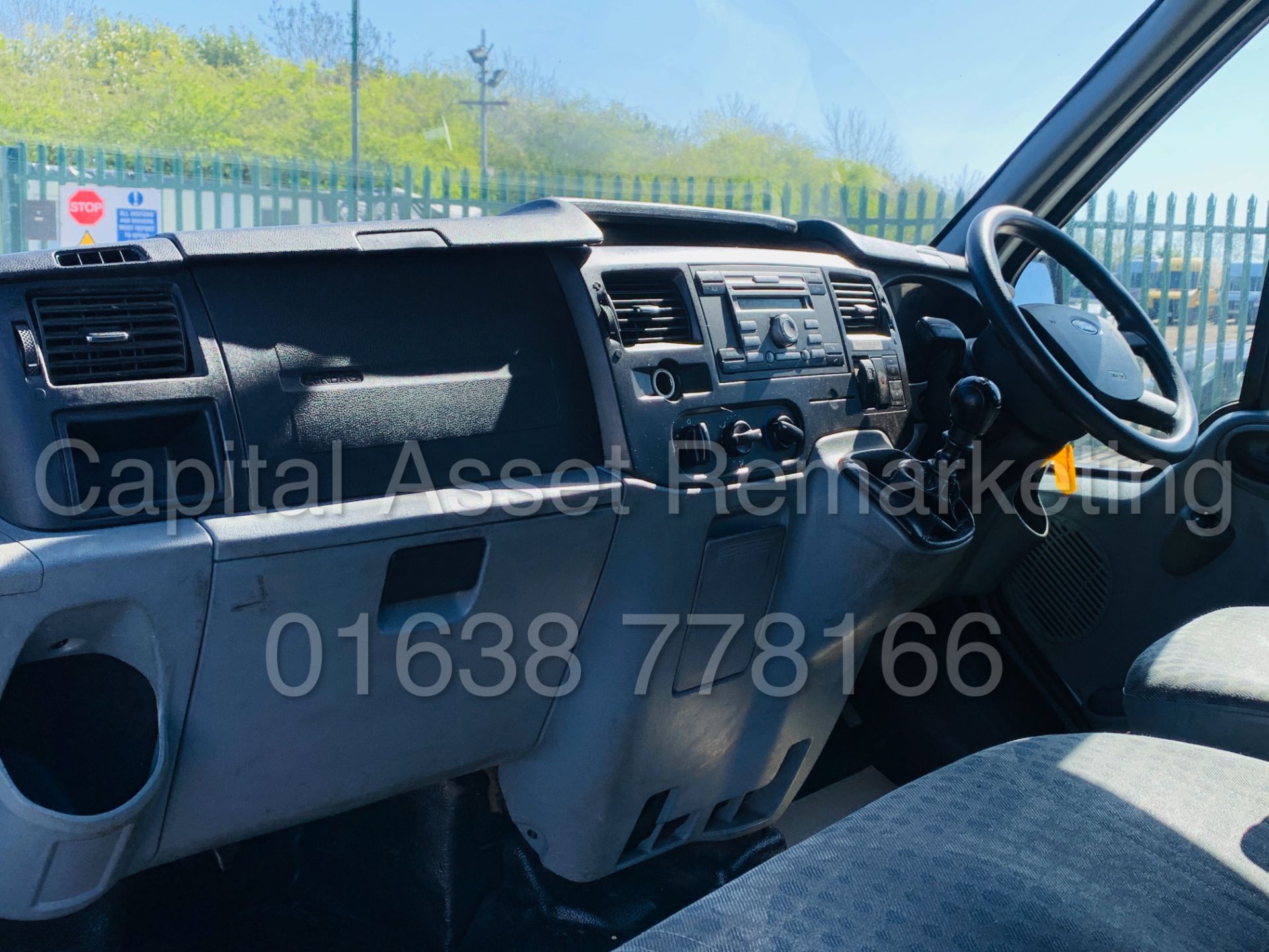 FORD TRANSIT T350 *LWB - 5 SEATER MESSING UNIT* (2012) '2.2 TDCI' *CLARKS CONVERSION* - Image 17 of 47