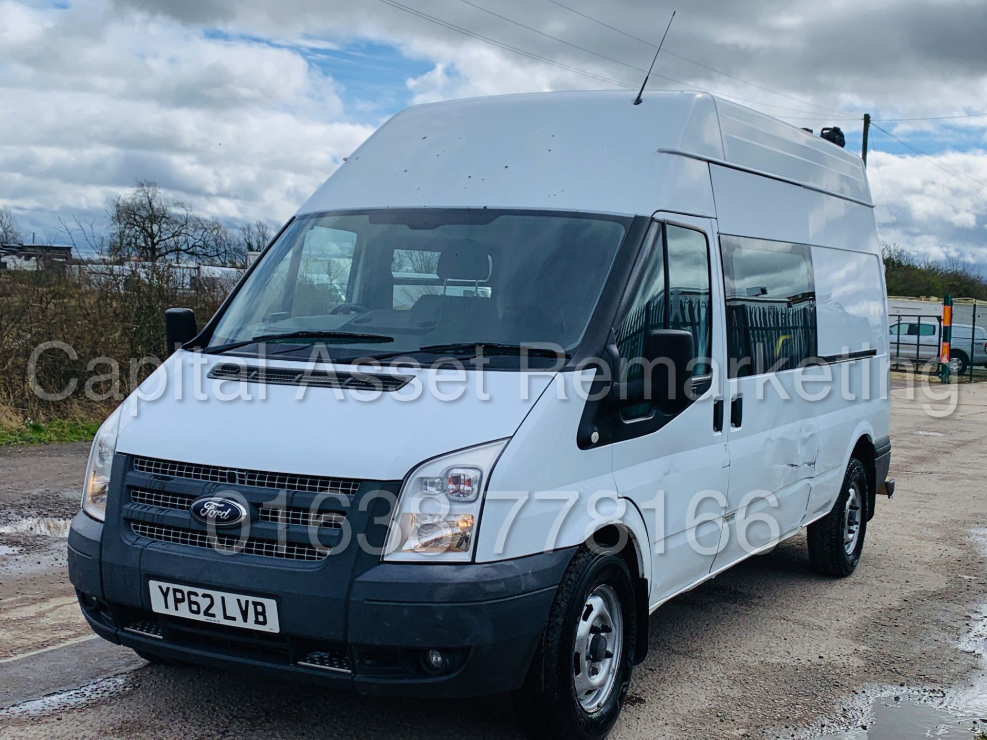 FORD TRANSIT T350 *LWB - 6 SEATER MESSING UNIT* (2013 MODEL) '2.2 TDCI' *CLARKS CONVERSION* - Image 5 of 43