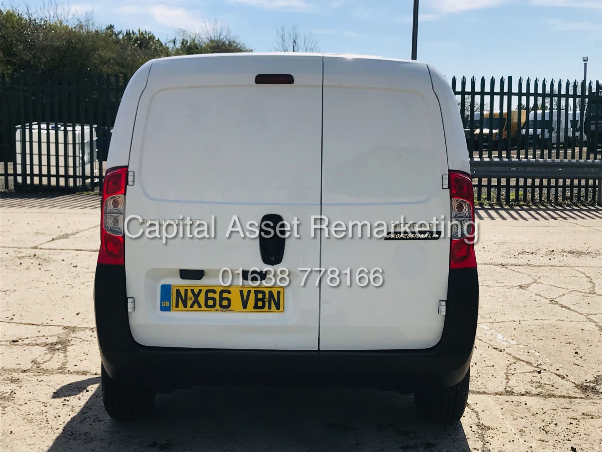 PEUGEOT BIPPER "PROFESSIONAL" ULEZ COMPLIANT (2017 MODEL) AIR CON -ELEC PACK -1 OWNER FSH -SIDE DOOR - Image 10 of 38