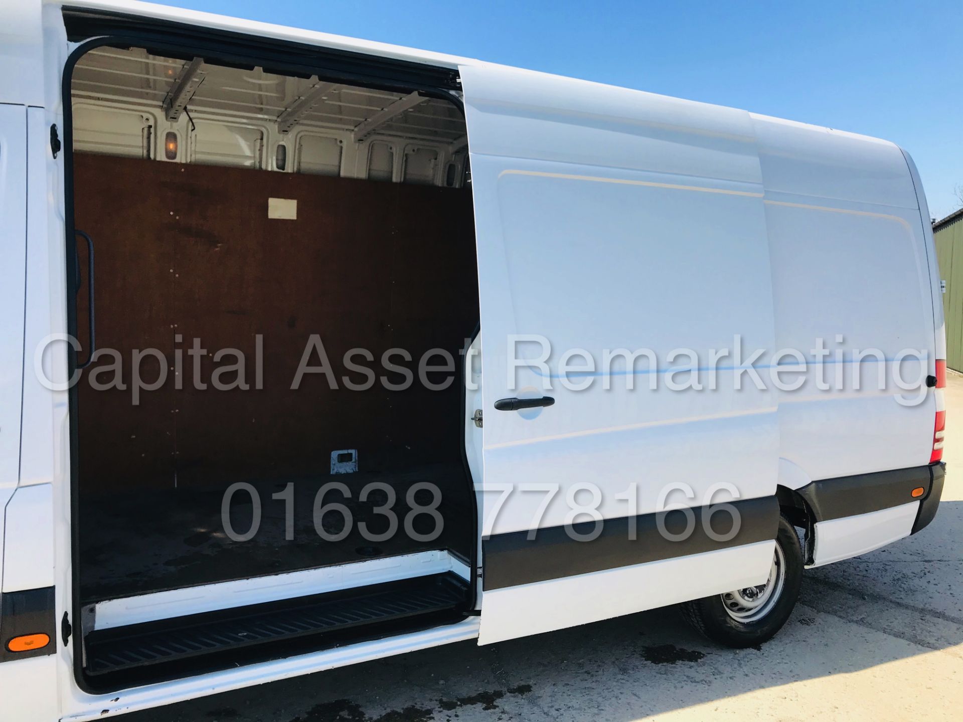 (ON SALE) MERCEDES-BENZ SPRINTER 313 CDI *LWB HI-ROOF* (2015) '130 BHP' (1 OWNER - FULL HISTORY) - Image 22 of 39