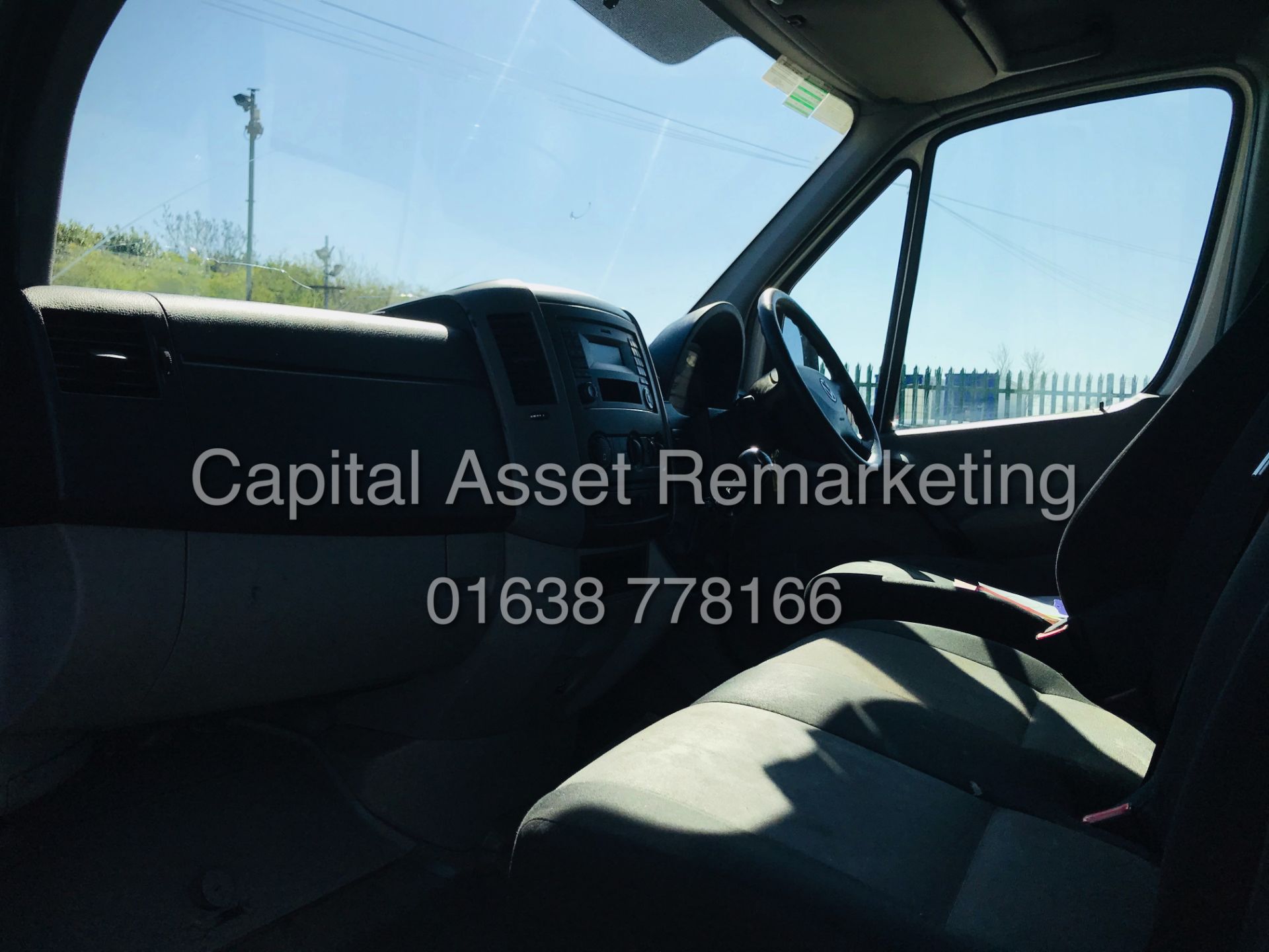 ON SALE VOLKSWAGEN CRAFTER 2.0TDI "136BHP" 14FT LUTON (2017 MODEL) TAIL LIFT (EURO 6) 1 OWNER - Image 18 of 18