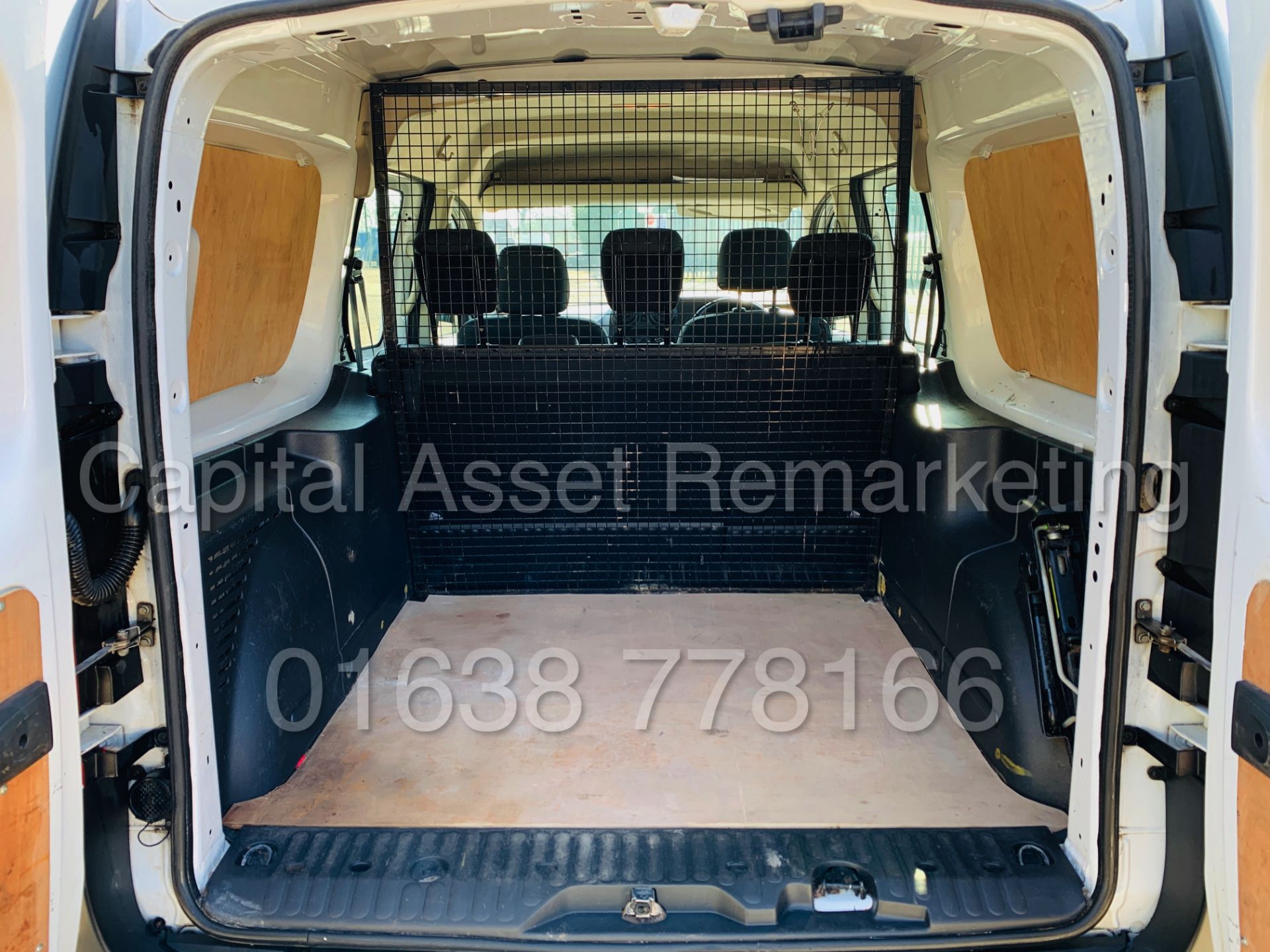 (On Sale) MERCEDES-BENZ CITAN 109 CDI *XLWB -5 SEATER CREW VAN* (2016) *1 OWNER - FULL HISTORY* - Image 25 of 42