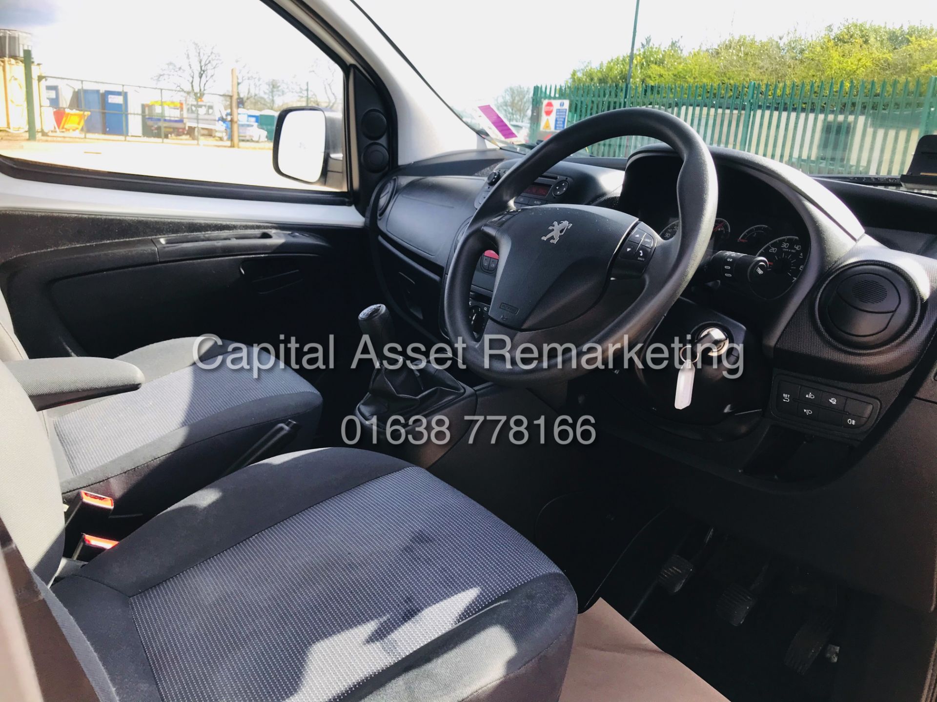 PEUGEOT BIPPER "PROFESSIONAL" ULEZ COMPLIANT (2017 MODEL) AIR CON -ELEC PACK -1 OWNER FSH -SIDE DOOR - Image 26 of 38