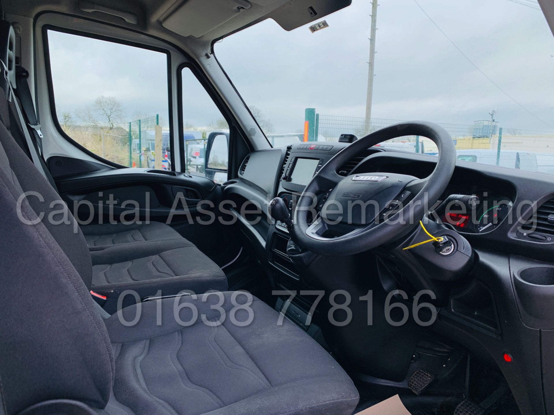 (On Sale) IVECO DAILY 35S13 *FRIDGE / FREEZER VAN* (2016-NEW MODEL) '2.3 DIESEL - 6 SPEED' *SAT NAV* - Image 18 of 27