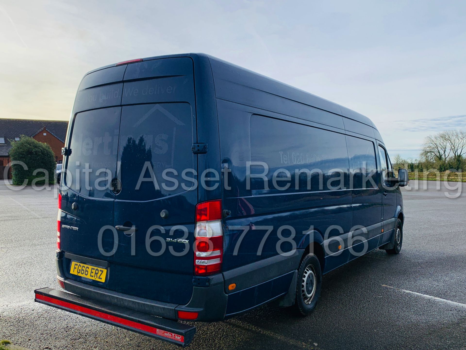 MERCEDES-BENZ SPRINTER 314 CDI *4.7 XLWB HI-ROOF* (2017 MODEL -EURO 6 / AD-BLUE) *SAT NAV & AIR CON* - Image 10 of 37