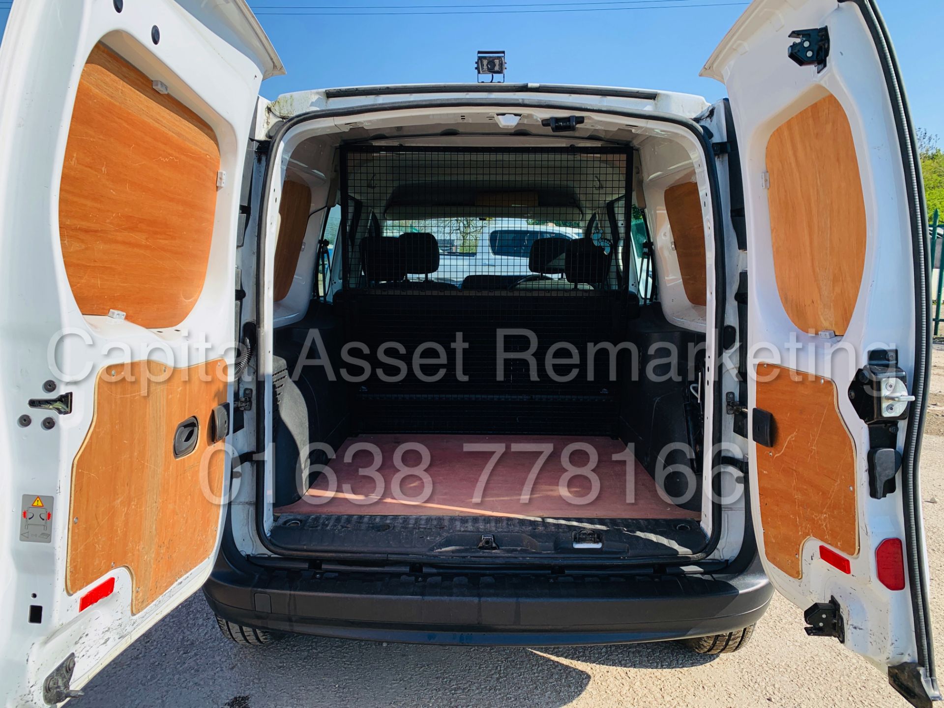 MERCEDES-BENZ CITAN 109 CDI *XLWB- 5 SEATER CREW VAN* (2016) *CRUISE CONTROL* (1 OWNER-FULL HISTORY) - Image 24 of 41