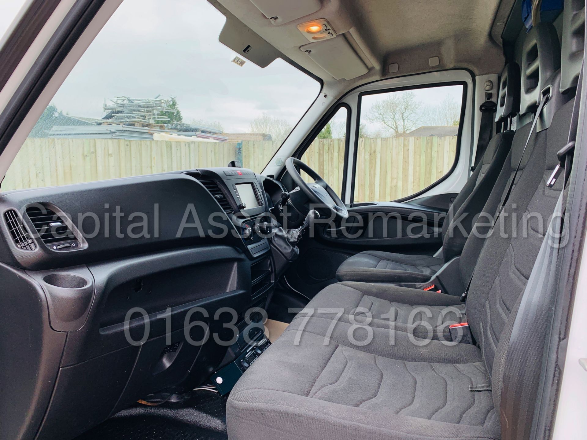 (On Sale) IVECO DAILY 35S13 *FRIDGE / FREEZER VAN* (2016-NEW MODEL) '2.3 DIESEL - 6 SPEED' *SAT NAV* - Image 12 of 27