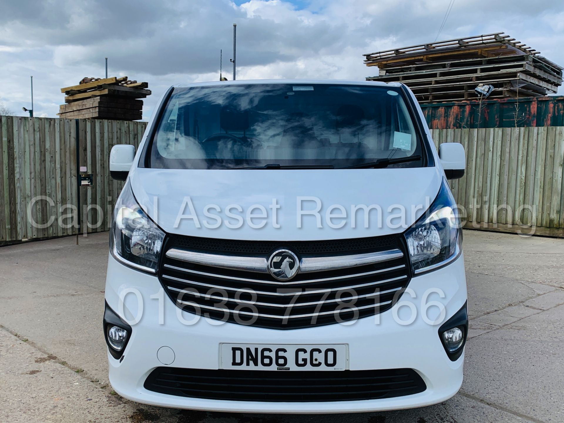 VAUXHALL VIVARO *SPORTIVE* SWB - PANEL VAN (2017 - EURO 6 MODEL) '1.6 CDTI - 6 SPEED' (1 OWNER) - Bild 4 aus 40