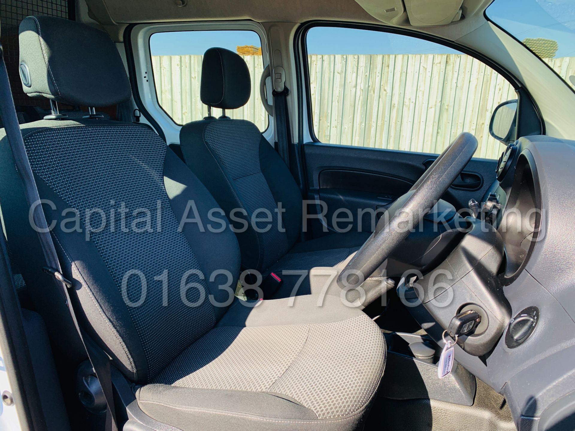 MERCEDES-BENZ CITAN 109 CDI *XLWB- 5 SEATER CREW VAN* (2016) *CRUISE CONTROL* (1 OWNER-FULL HISTORY) - Image 30 of 41