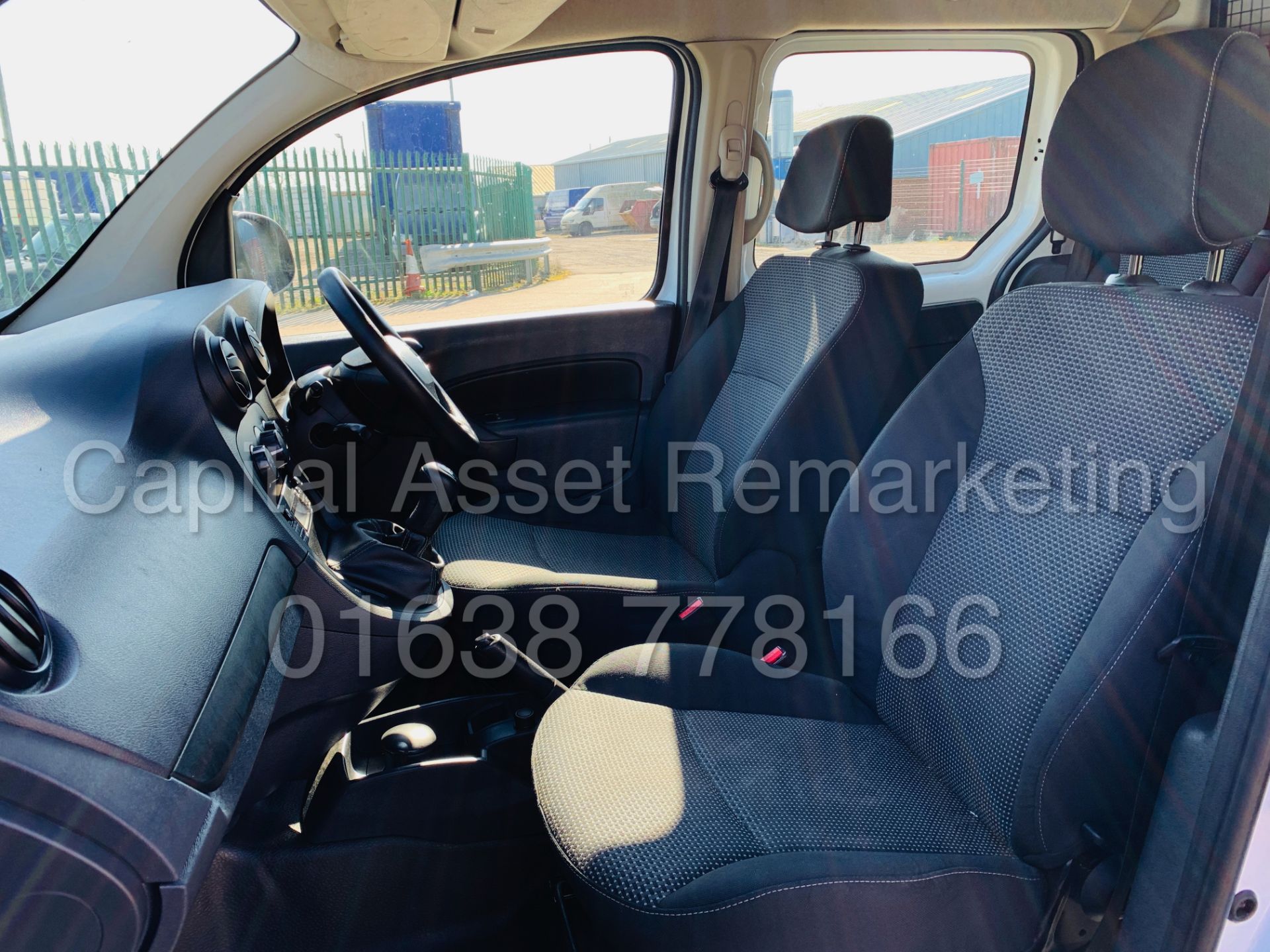 MERCEDES-BENZ CITAN 109 CDI *XLWB- 5 SEATER CREW VAN* (2016) *CRUISE CONTROL* (1 OWNER-FULL HISTORY) - Image 21 of 41