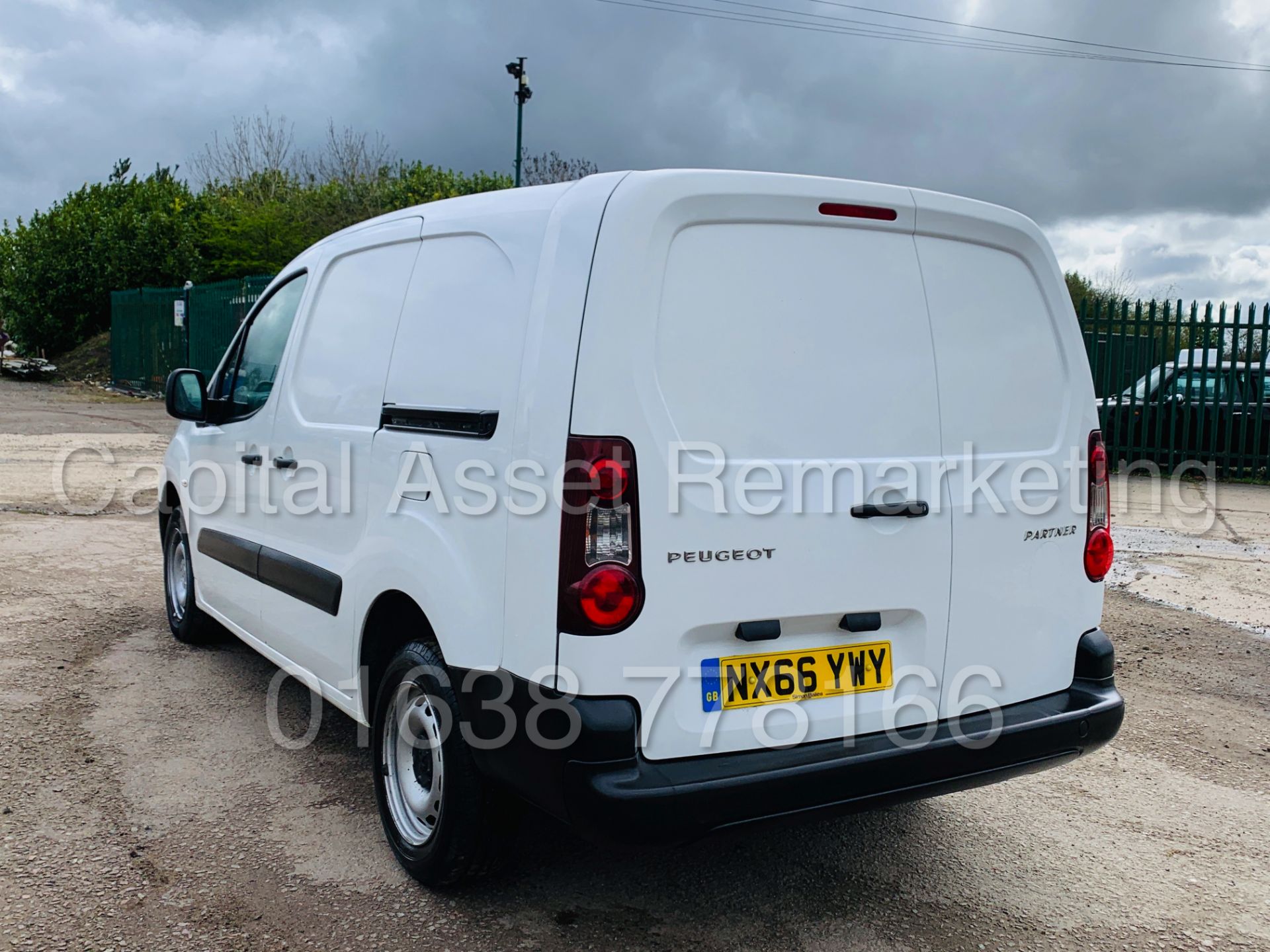 (On Sale) PEUGEOT PARTNER *750 S* LWB - PANEL VAN (66 REG) '1.6 HDI - EURO 6' *U-LEZ* (1 OWNER) - Image 10 of 40