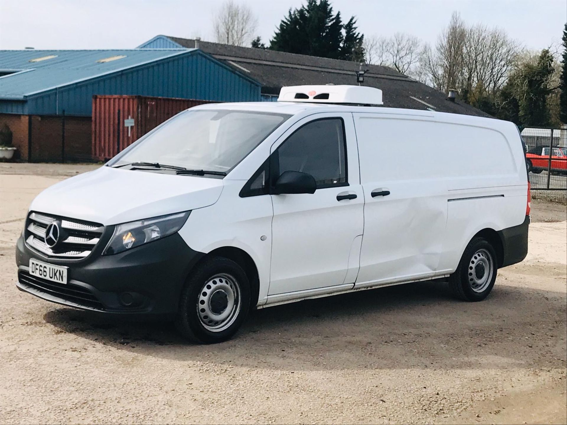 ON SALE MERCEDES VITO 114CDI XLWB (2017 MODEL) FRIDGE / CHILLER *EURO 6* 1 OWNER - GAH FITTED UNIT - Image 4 of 19