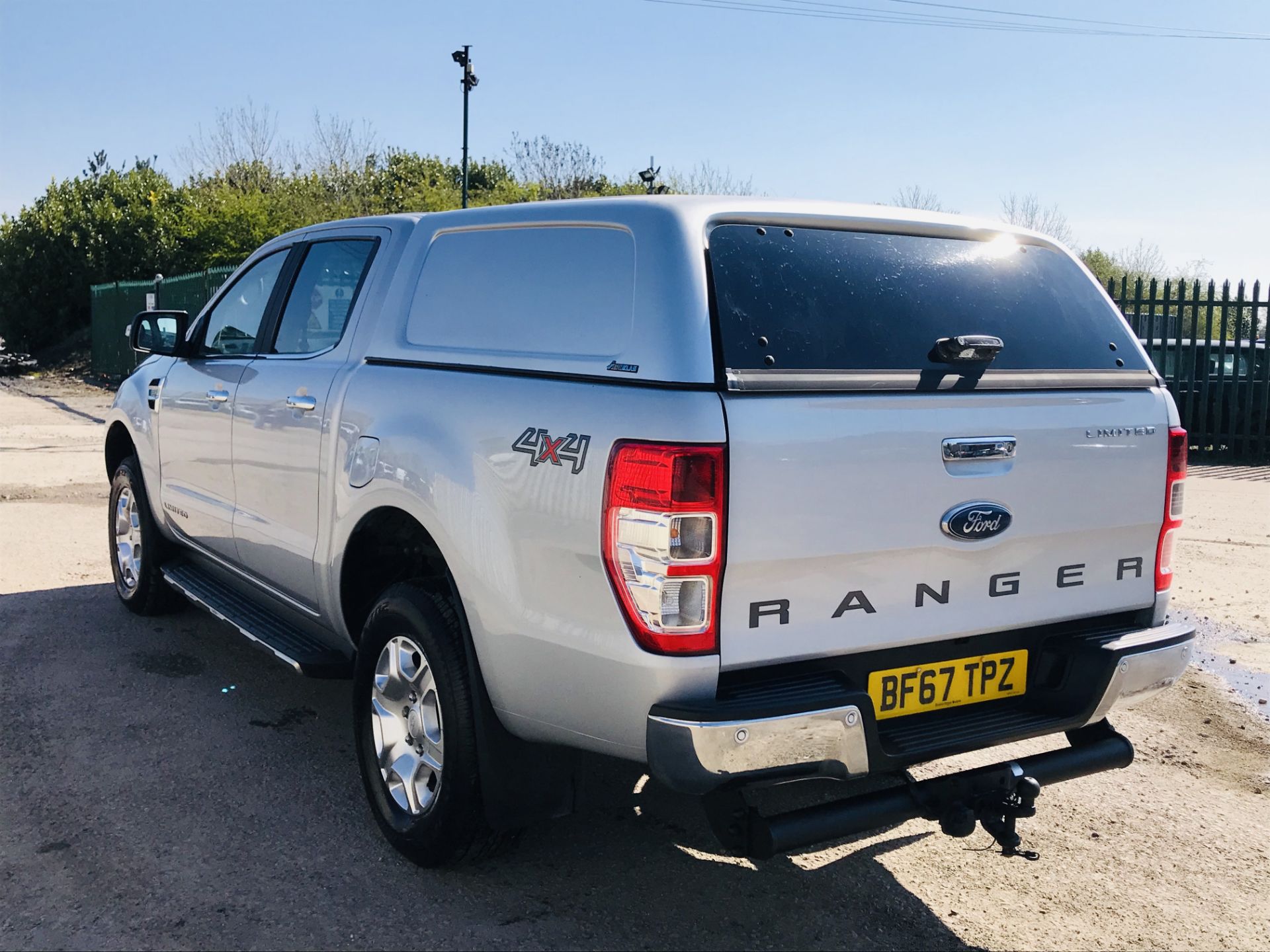 On Sale FORD RANGER "LIMITED" TDCI "AUTO" DOUBLE/CAB 4X4 - (2018 MODEL) 1 OWNER - HUGE SPEC - LOOK - Image 10 of 38