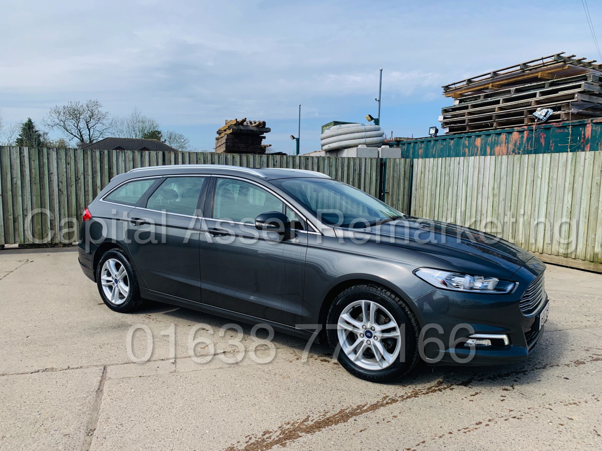 FORD MONDEO *ZETEC EDITION* 5 DOOR ESTATE (2017 - EURO 6 MODEL) '2.0 TDCI - 150 BHP- AUTO' (1 OWNER) - Image 2 of 42