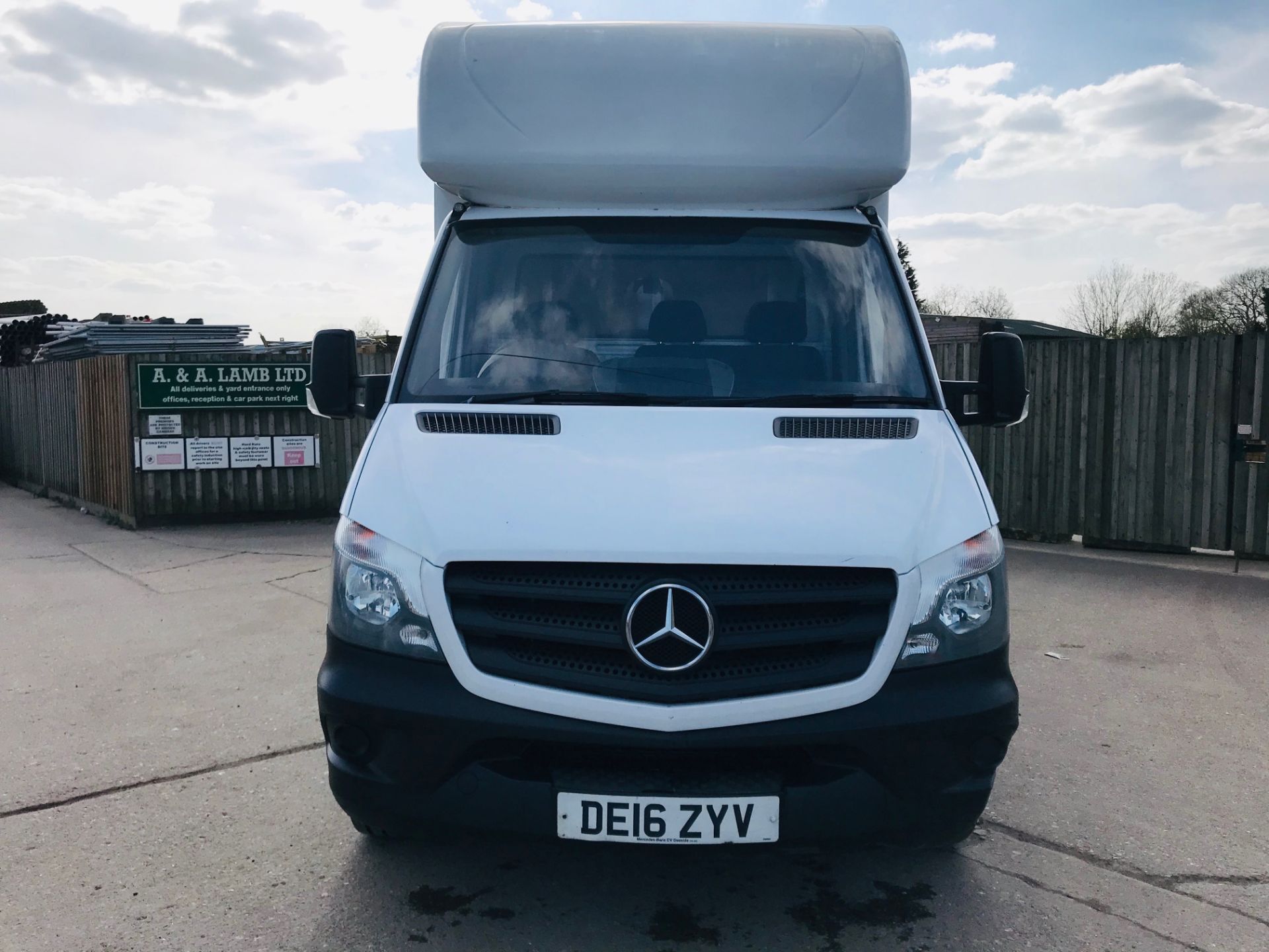 ON SALE MERCEDES SPRINTER 313CDI LWB 14FT LUTON BOX VAN WITH ELECTRIC TAIL LIFT (16 REG) 1 OWNER FSH - Image 4 of 19