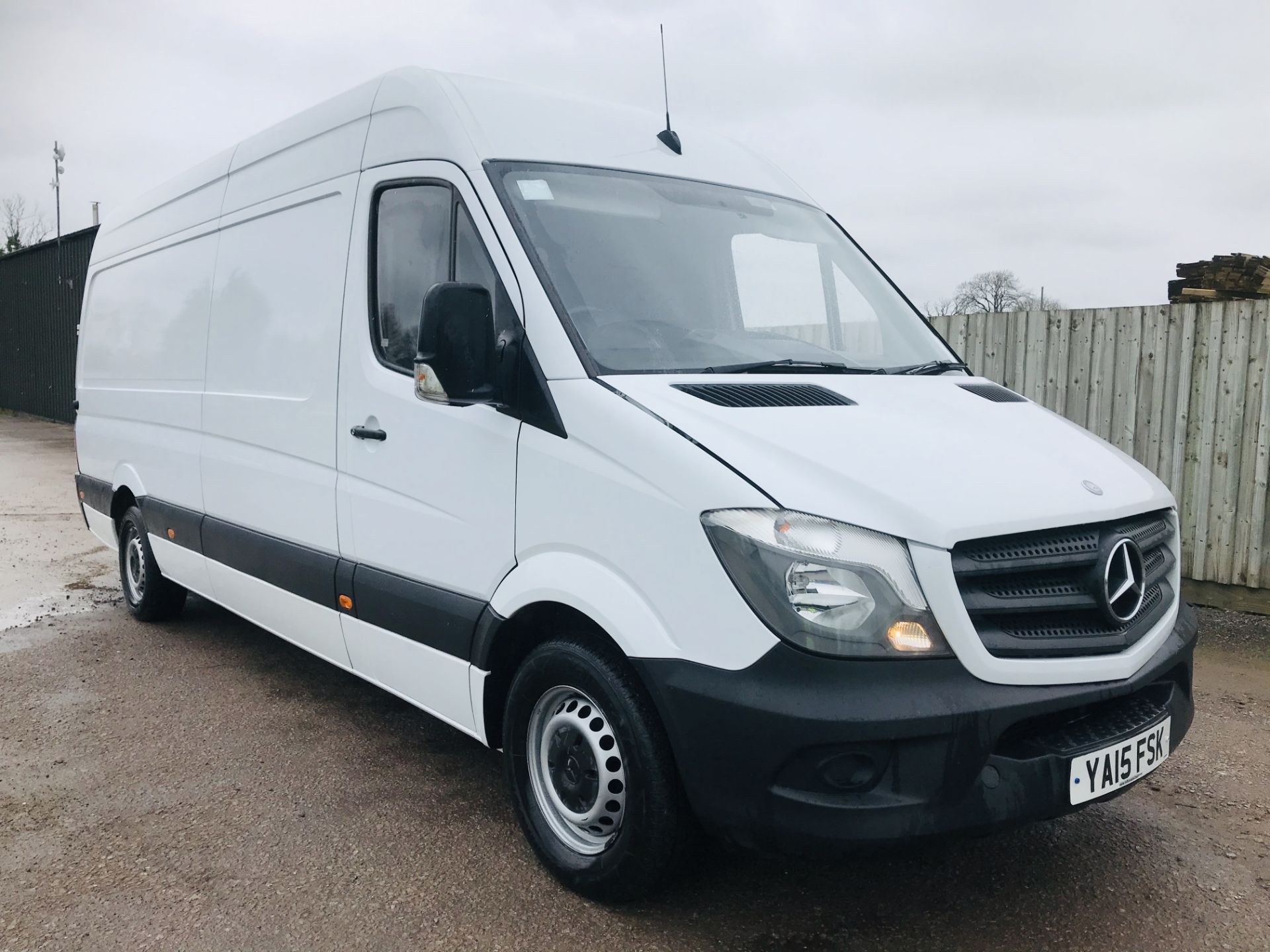 ON SALE MERCEDES SPRINTER 313CDI "130BHP - 6 SPEED" 4.2MTR LWB / HI TOP (15 REG) 1 OWNER FSH - Image 3 of 20