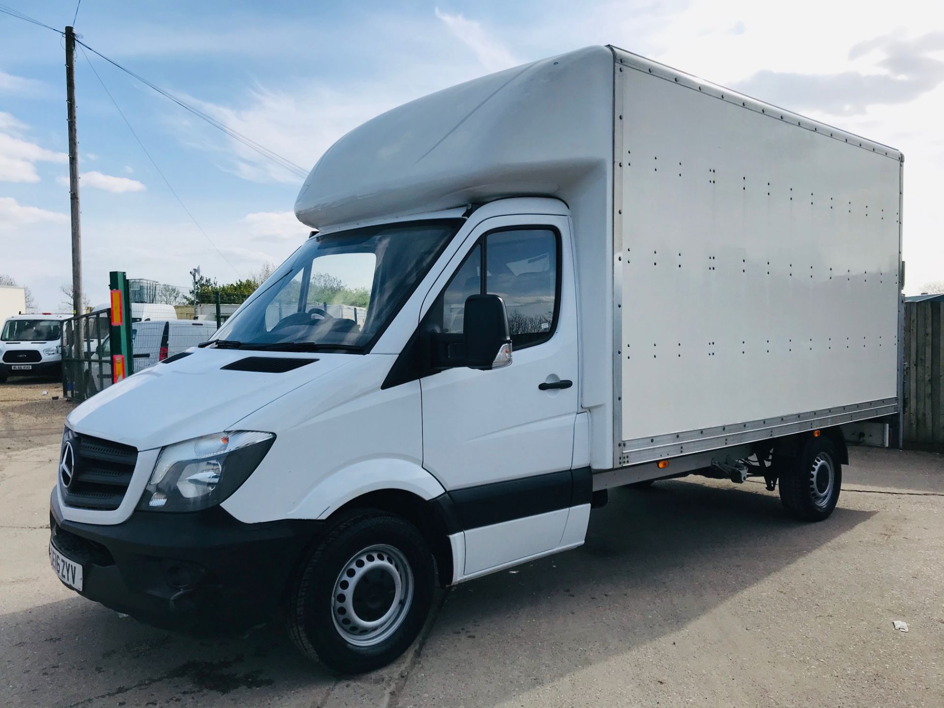 ON SALE MERCEDES SPRINTER 313CDI LWB 14FT LUTON BOX VAN WITH ELECTRIC TAIL LIFT (16 REG) 1 OWNER FSH - Image 6 of 19