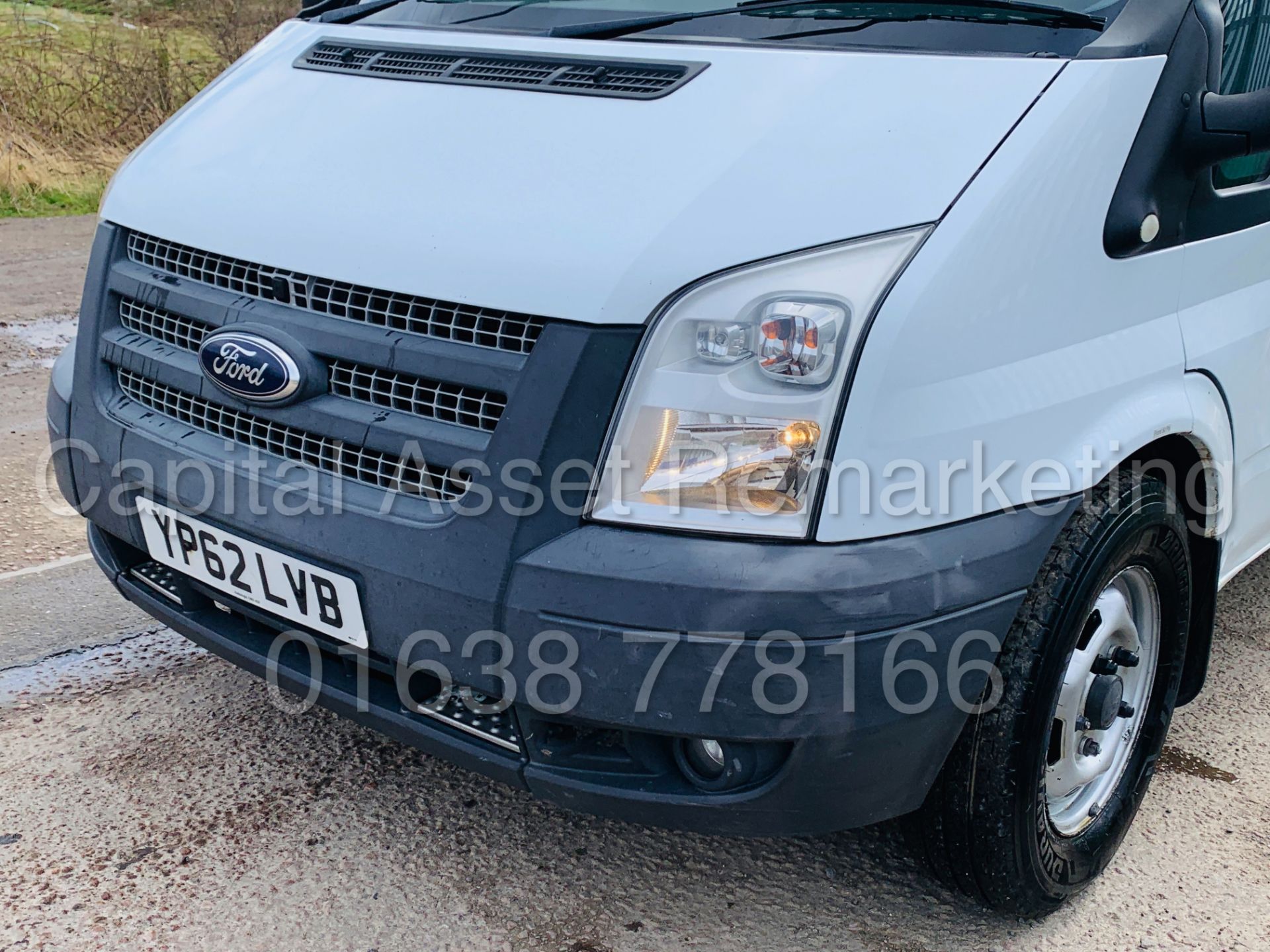 FORD TRANSIT T350 *LWB - 6 SEATER MESSING UNIT* (2013 MODEL) '2.2 TDCI' *CLARKS CONVERSION* - Image 14 of 43