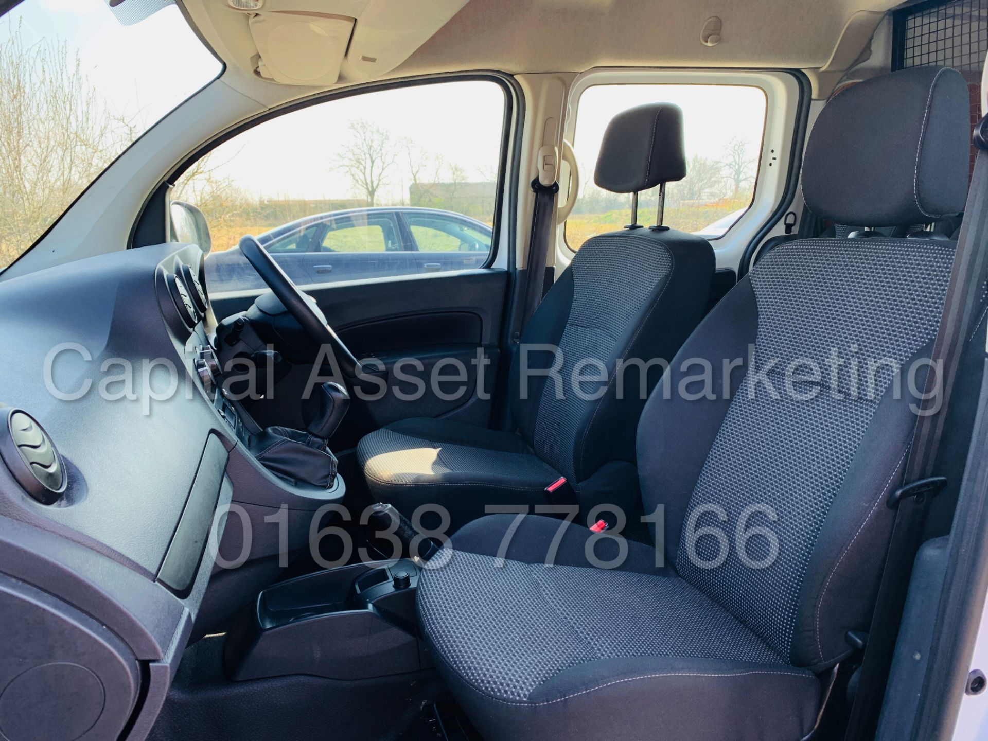 MERCEDES-BENZ CITAN 109 CDI *XLWB- 5 SEATER CREW VAN* (2016) *CRUISE CONTROL* (1 OWNER-FULL HISTORY) - Image 22 of 43