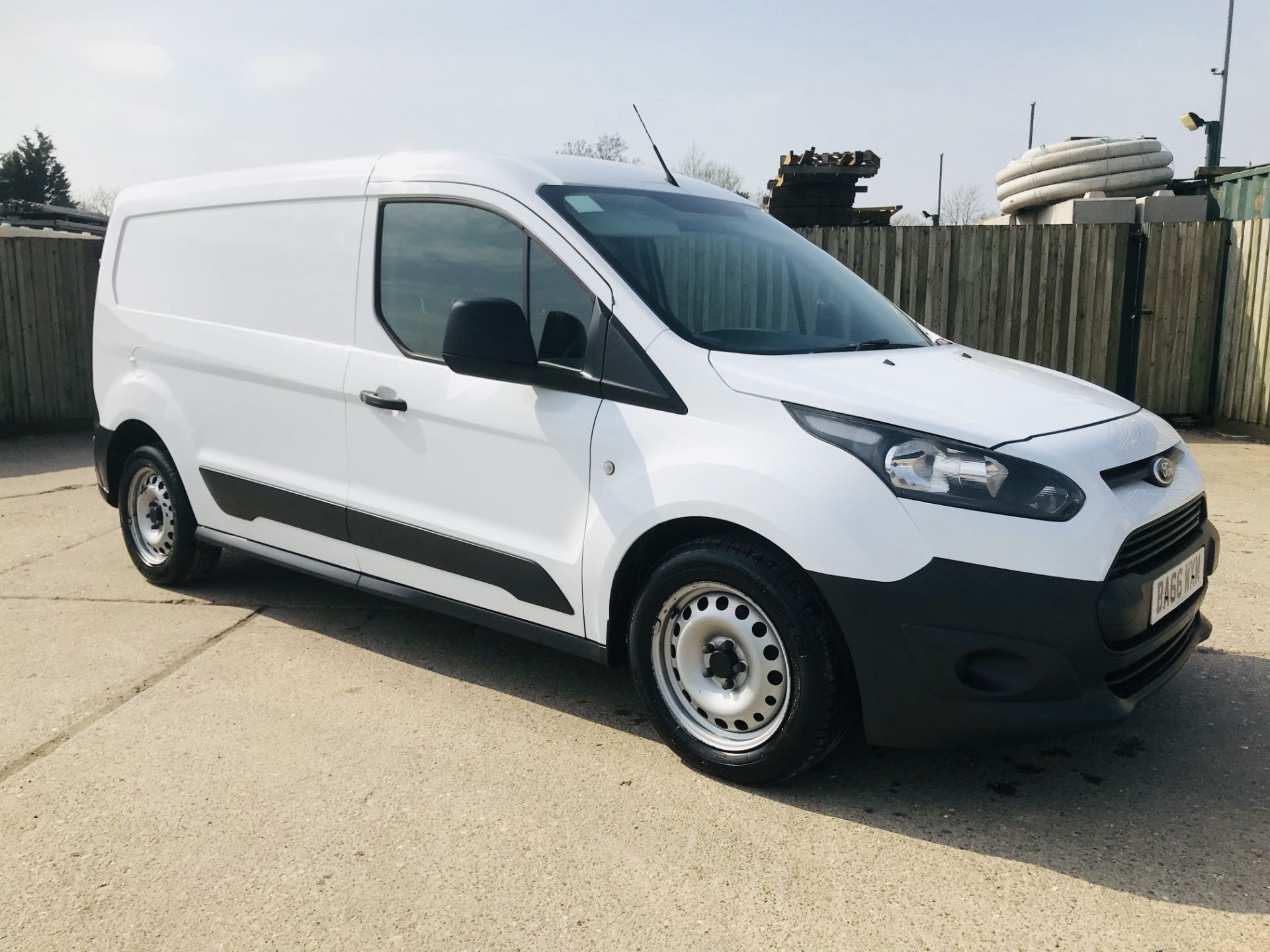 ON SALE FORD TRANSIT CONNECT 1.6TDCI ECO-TECH 'LWB' 2017 REG - 1 OWNER - FSH - EURO 6"ULEZ COMPLIANT - Image 2 of 30