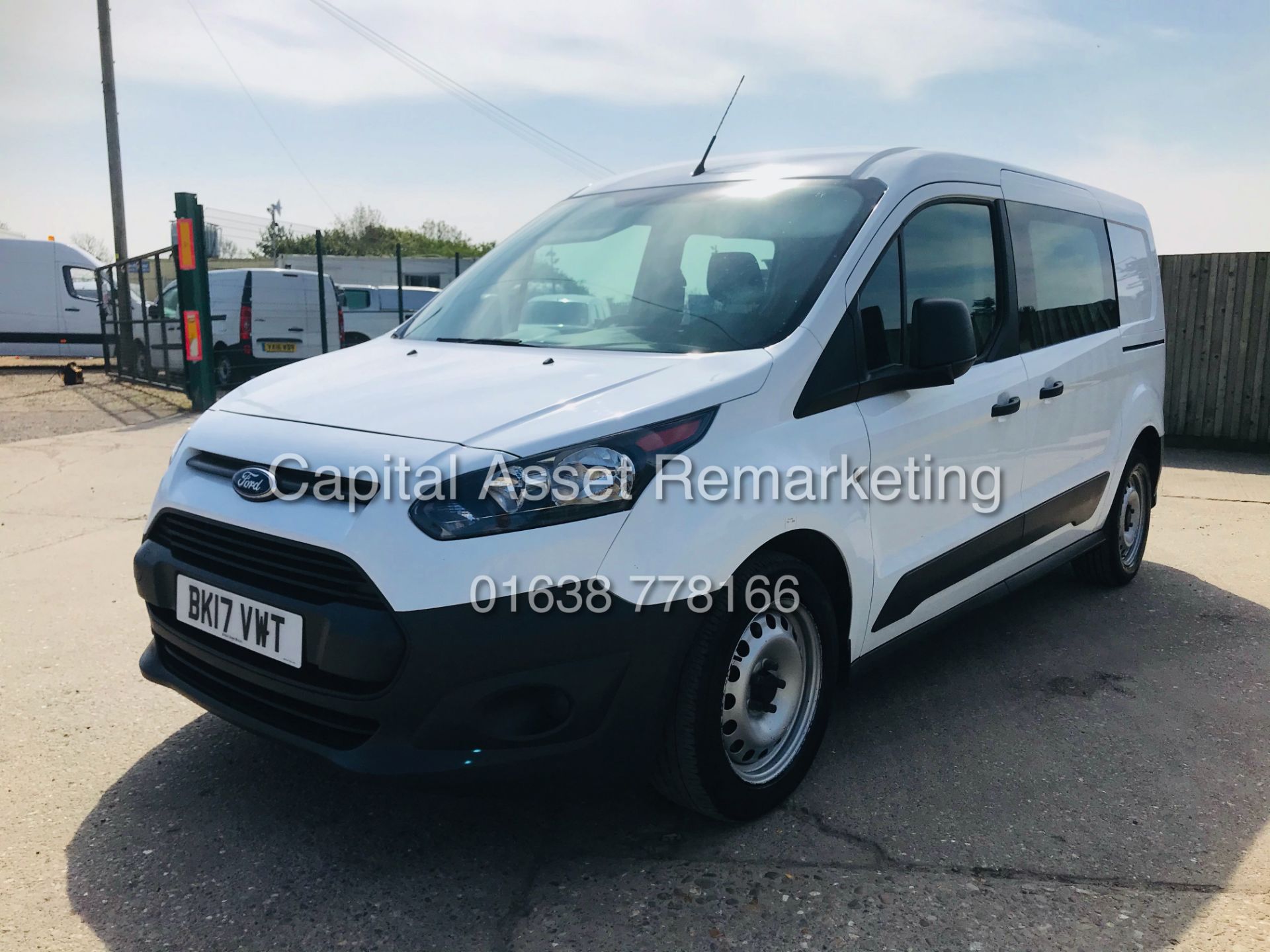 On Sale FORD TRANSIT CONNECT *5 SEATER CREW VAN* (2017 - EURO 6) '1.5 TDCI - (1 OWNER-FULL HISTORY) - Image 5 of 23