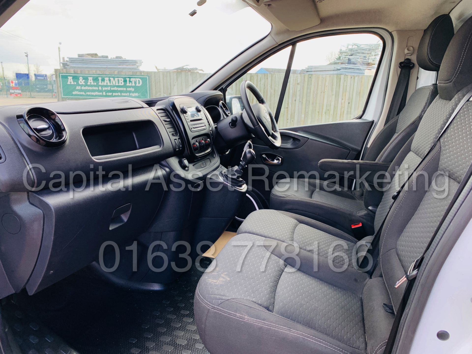 On Sale VAUXHALL VIVARO *SPORTIVE* SWB - PANEL VAN (2017 - EURO 6 MODEL) '1.6 CDTI -' (1 OWNER) - Image 20 of 41