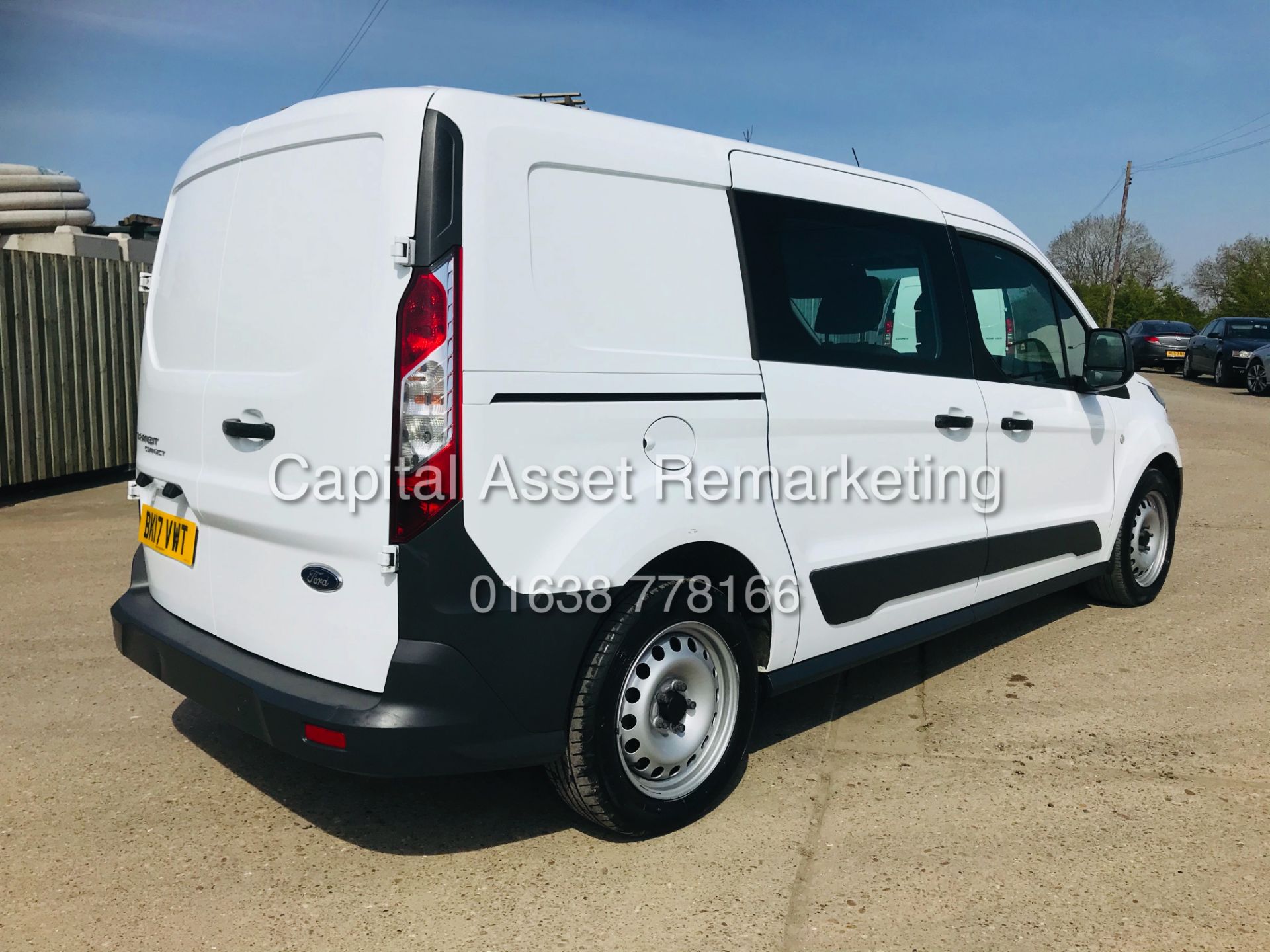 On Sale FORD TRANSIT CONNECT *5 SEATER CREW VAN* (2017 - EURO 6) '1.5 TDCI - (1 OWNER-FULL HISTORY) - Image 11 of 23