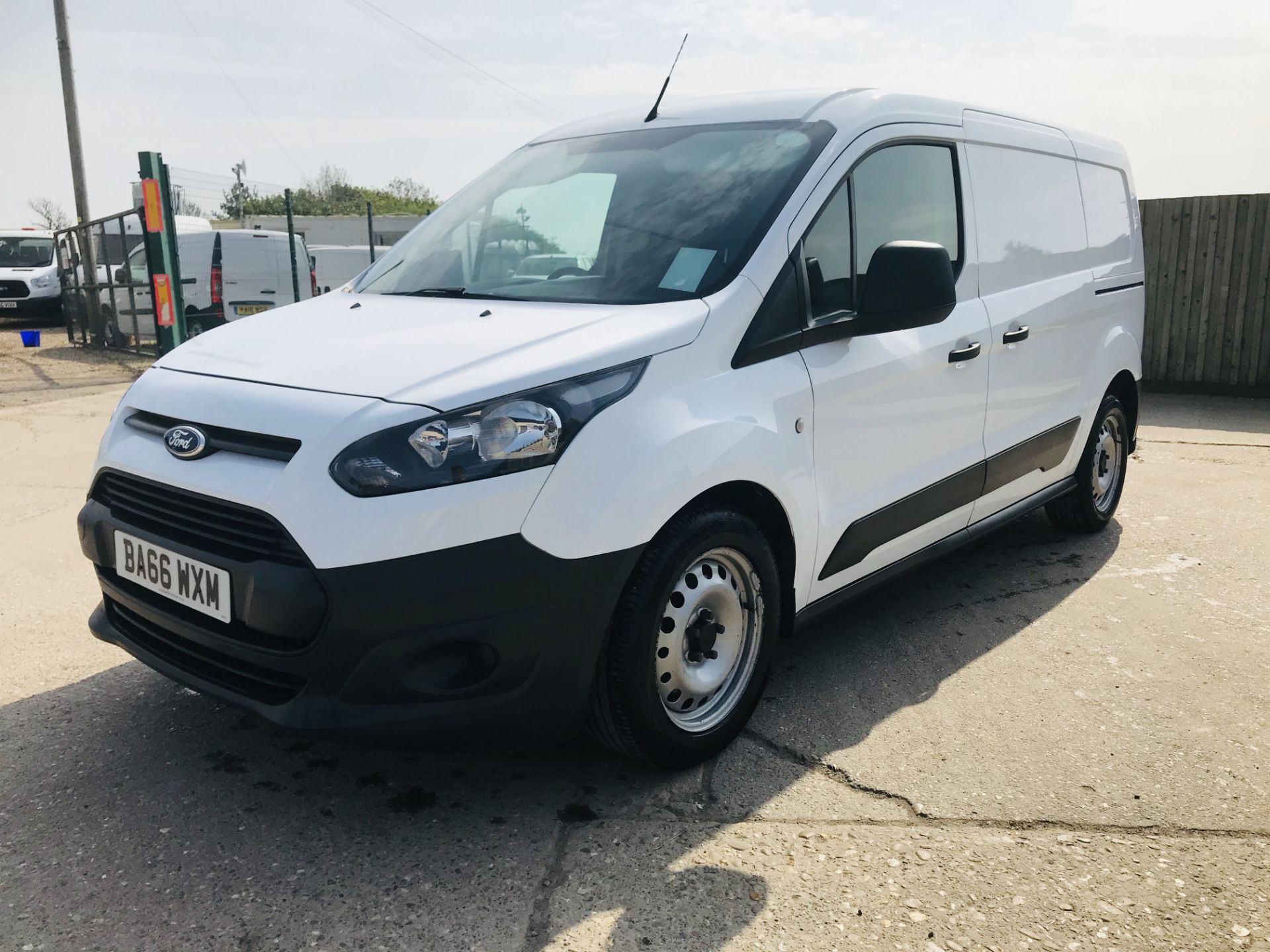 ON SALE FORD TRANSIT CONNECT 1.6TDCI ECO-TECH 'LWB' 2017 REG - 1 OWNER - FSH - EURO 6"ULEZ COMPLIANT - Image 5 of 30