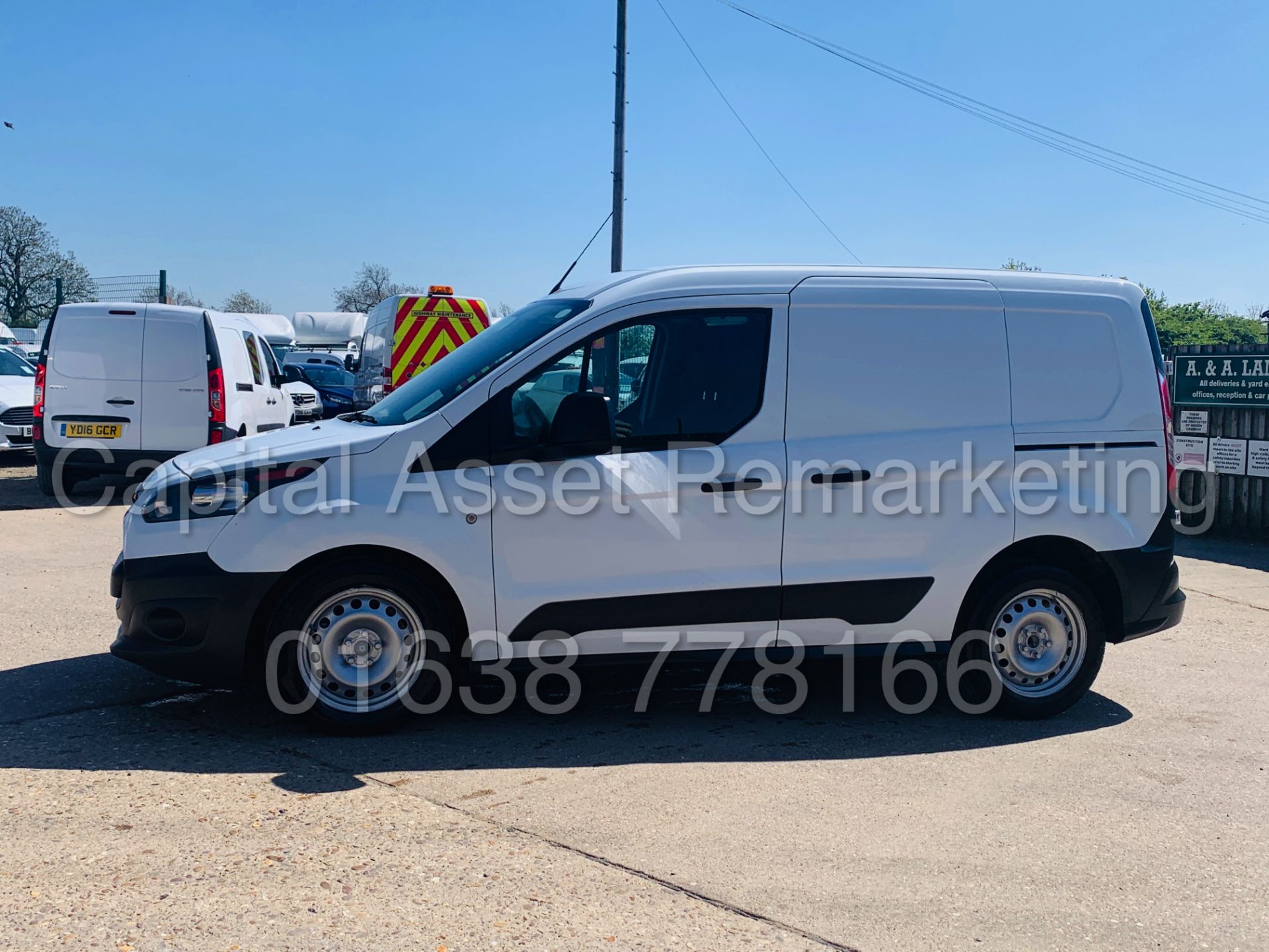 (On Sale) FORD TRANSIT CONNECT *SWB* (2017 - EURO 6) '1.5 TDCI - 6 SPEED' (1 OWNER - FULL HISTORY) - Image 4 of 38