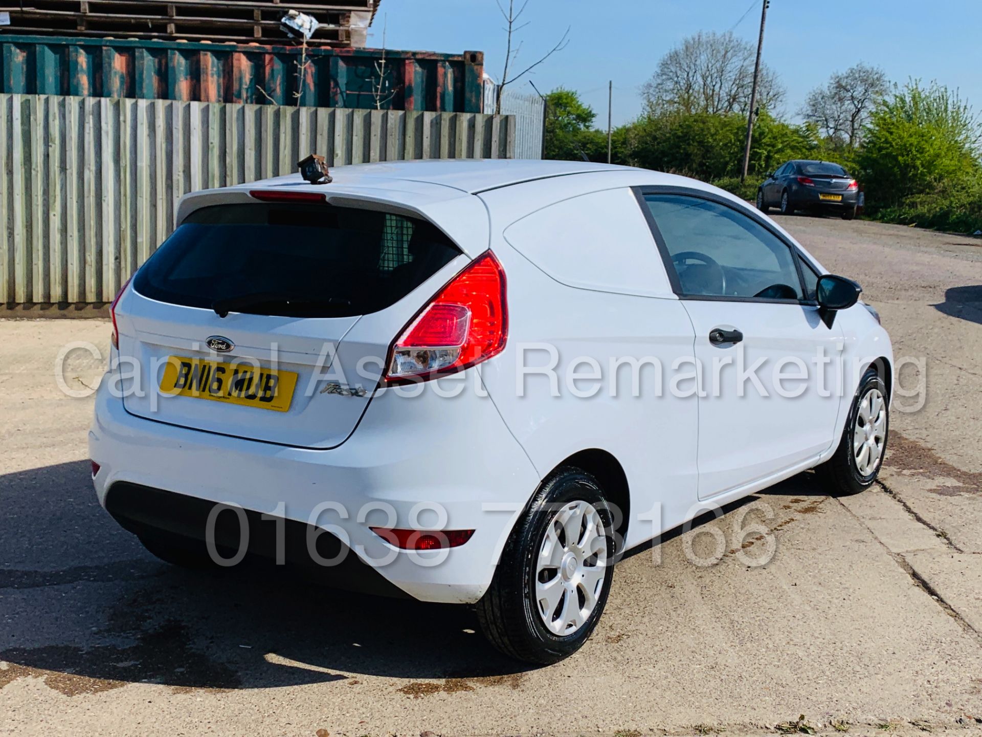 (On Sale) FORD FIESTA *LCV - PANEL VAN* (2016 - NEW MODEL) '1.5 TDCI’ (1 OWNER - FULL HISTORY) - Image 12 of 38