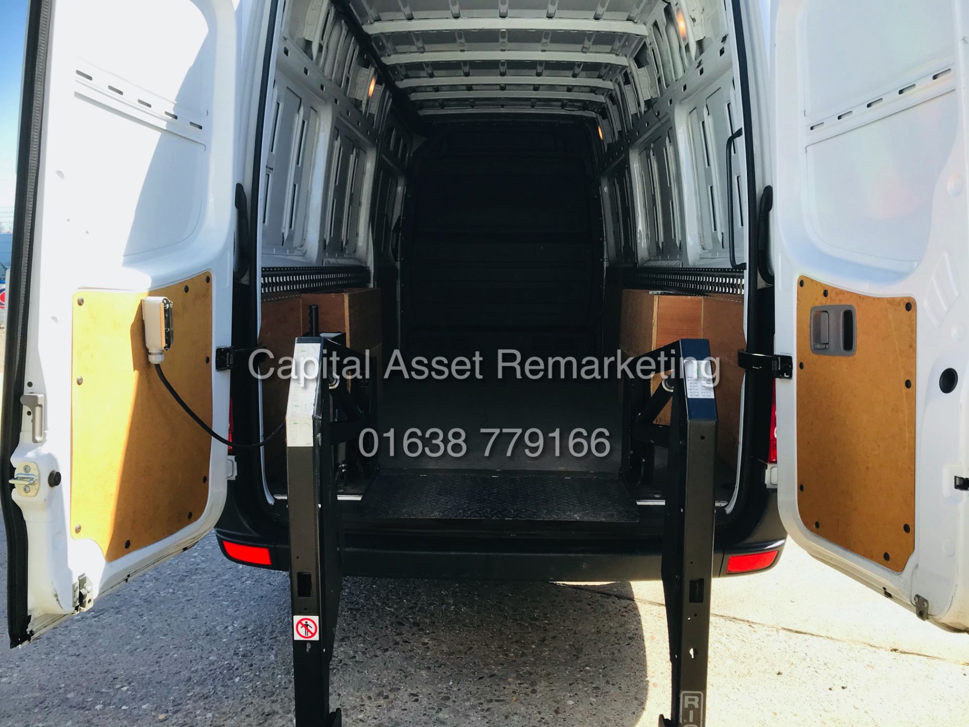 ON SALE MERCEDES SPRINTER 313CDI "LWB HIGH ROOF" WITH ELECTRIC INTERNAL TAIL-LIFT/RAMP - 16 REG - - Image 24 of 25