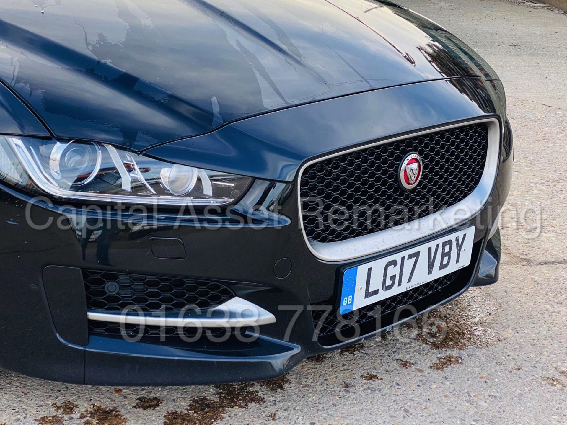 (On Sale) JAGUAR XE *R-SPORT* SALOON 2.0D 180 BHP (2017- EURO 6) 1 OWNER - FULL SERVICE HISTORY - Image 16 of 46